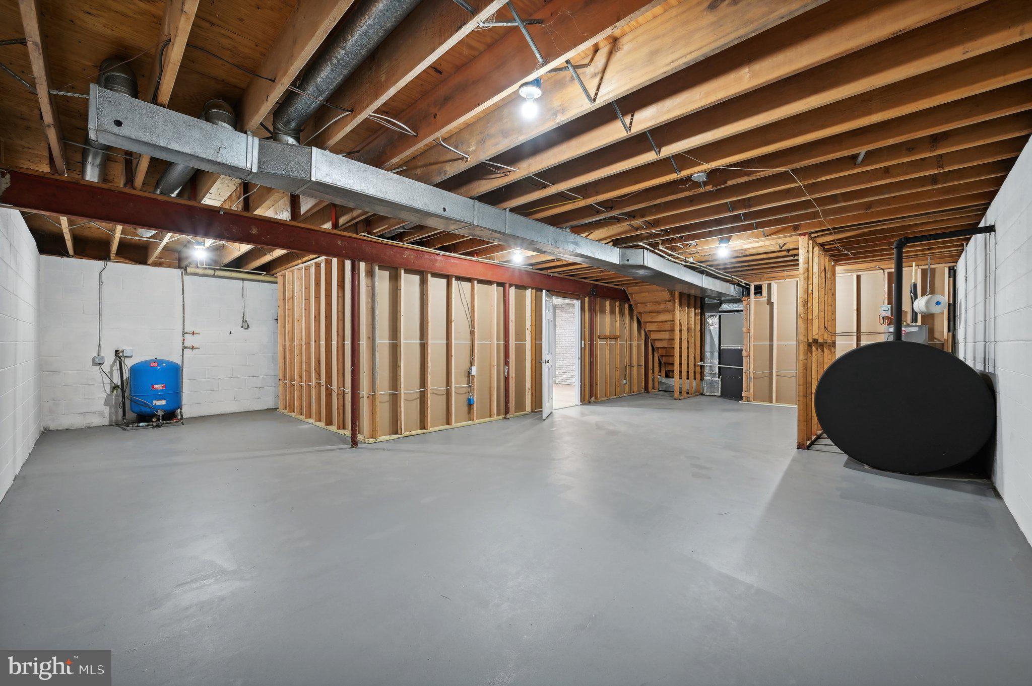 VALLEY HILLS - Residential