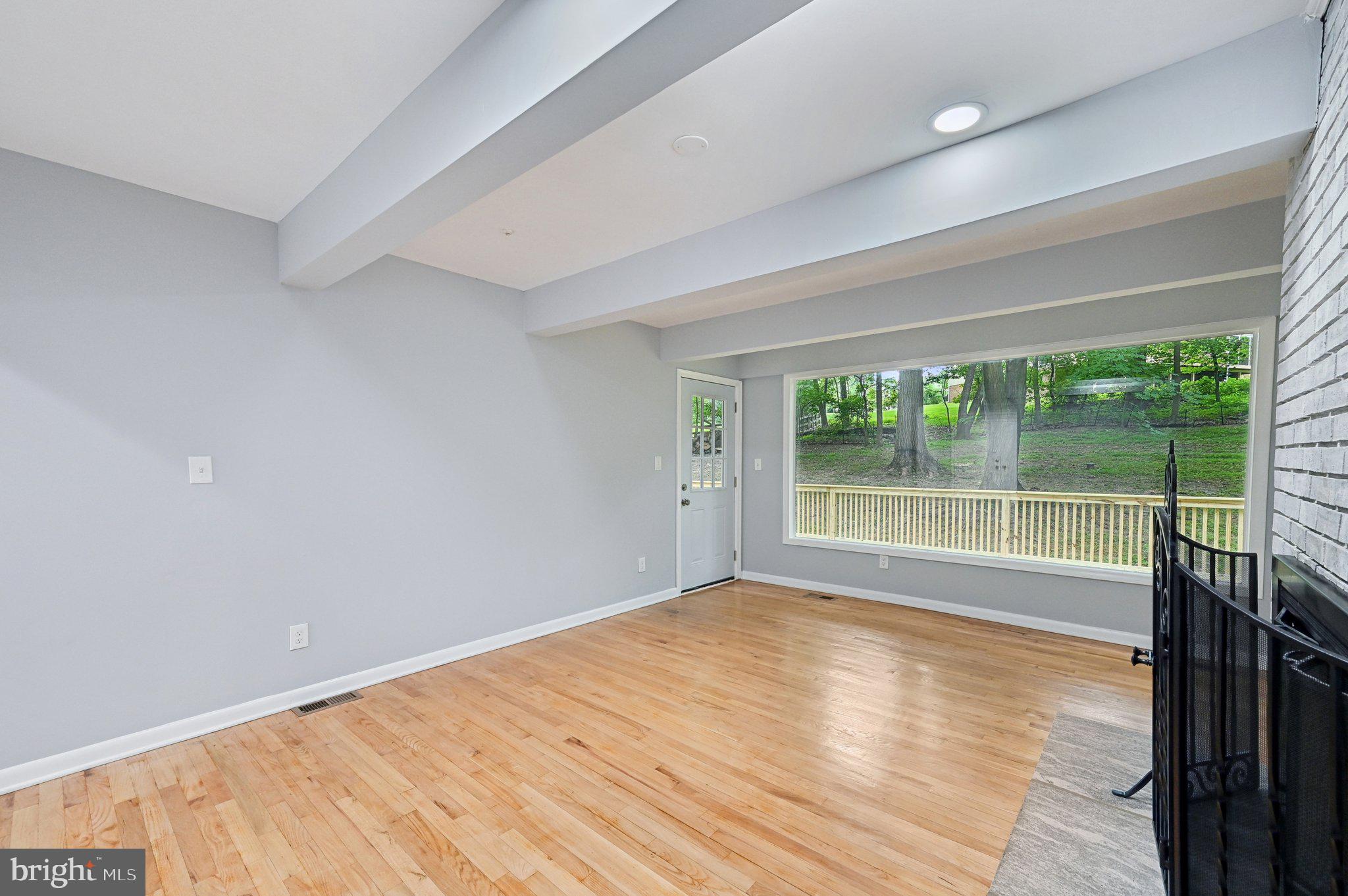 VALLEY HILLS - Residential