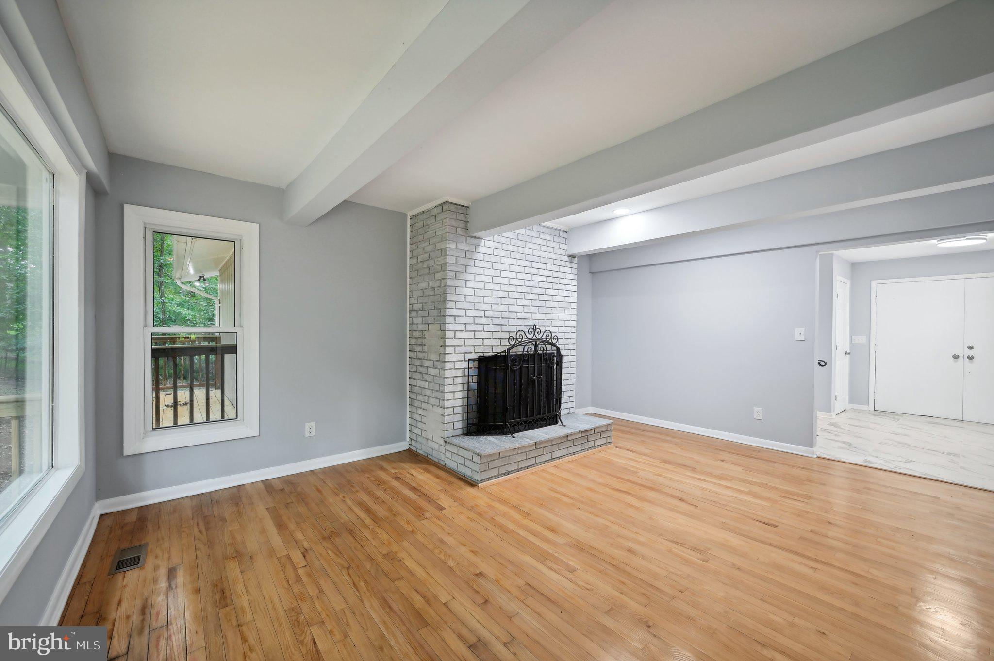 VALLEY HILLS - Residential