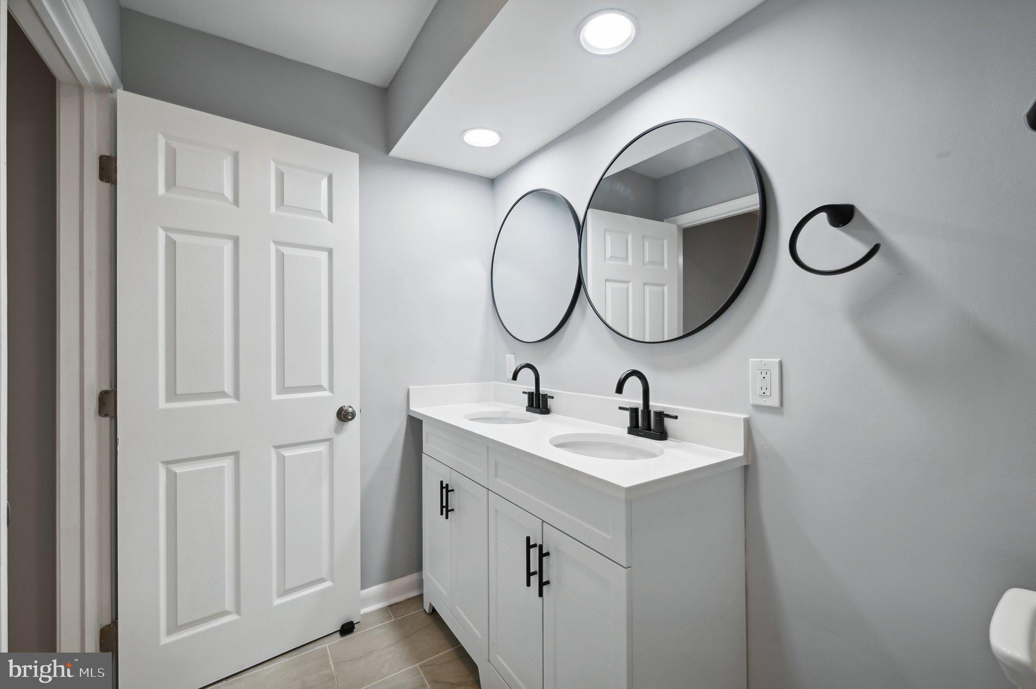 VALLEY HILLS - Residential