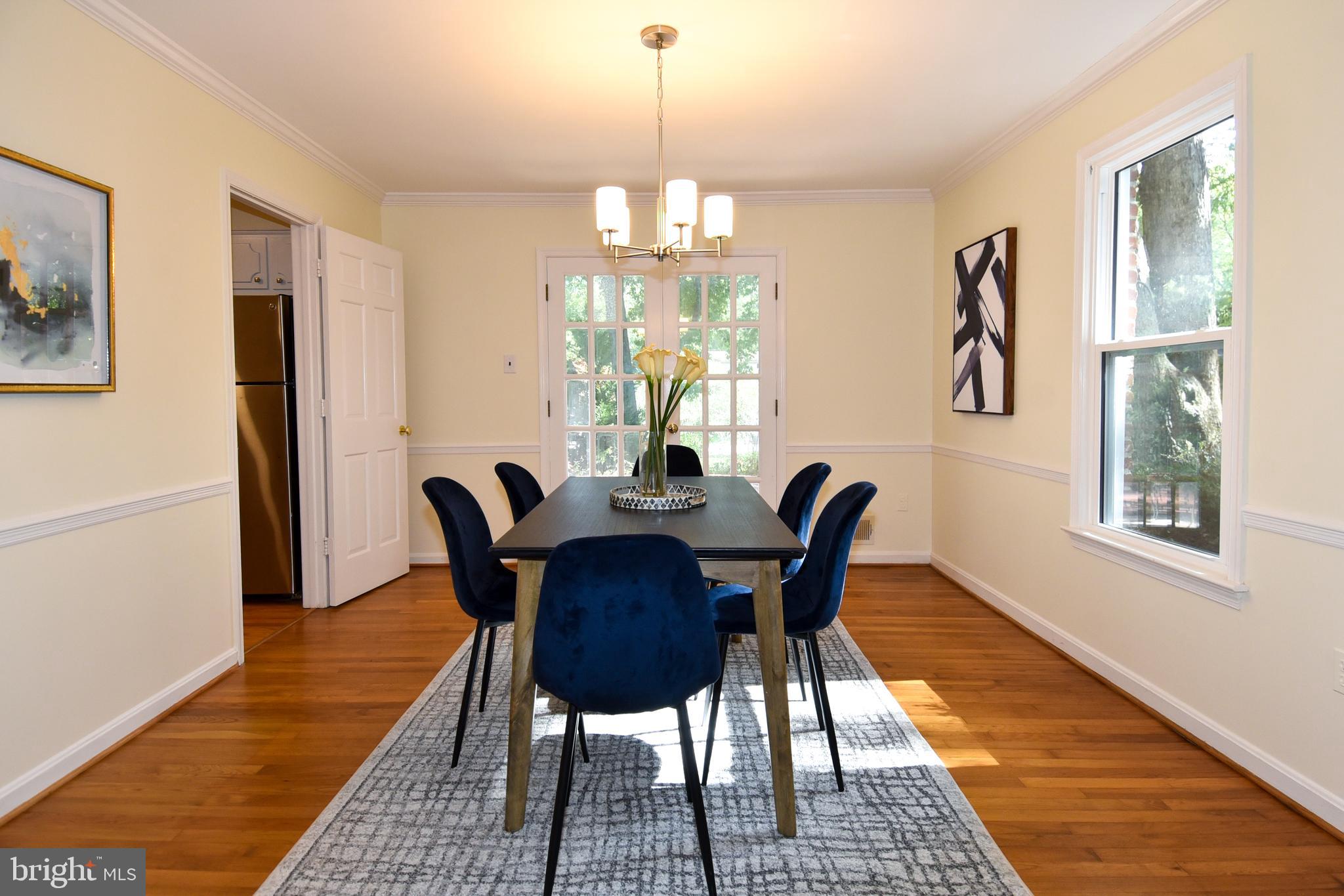 WHITE OAKS - Residential