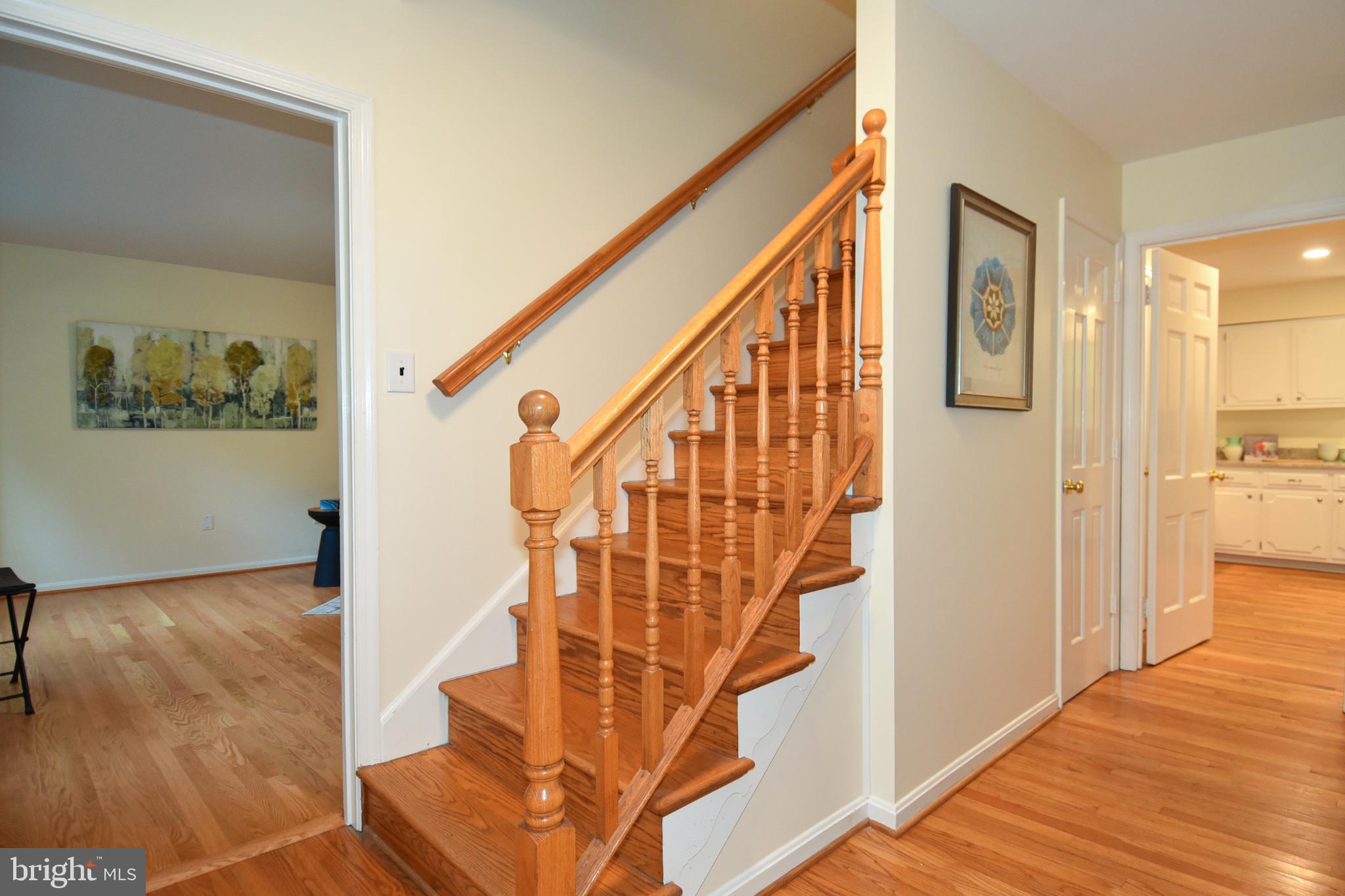 WHITE OAKS - Residential