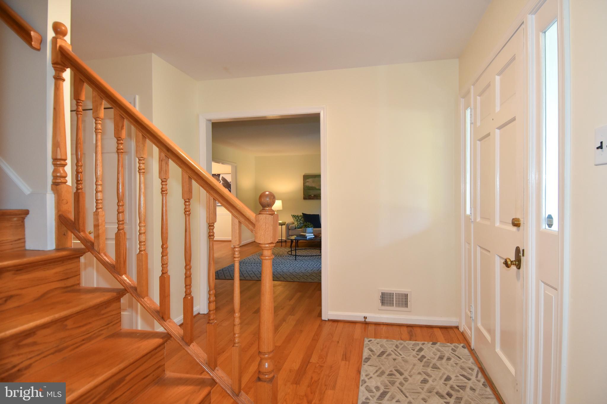 WHITE OAKS - Residential