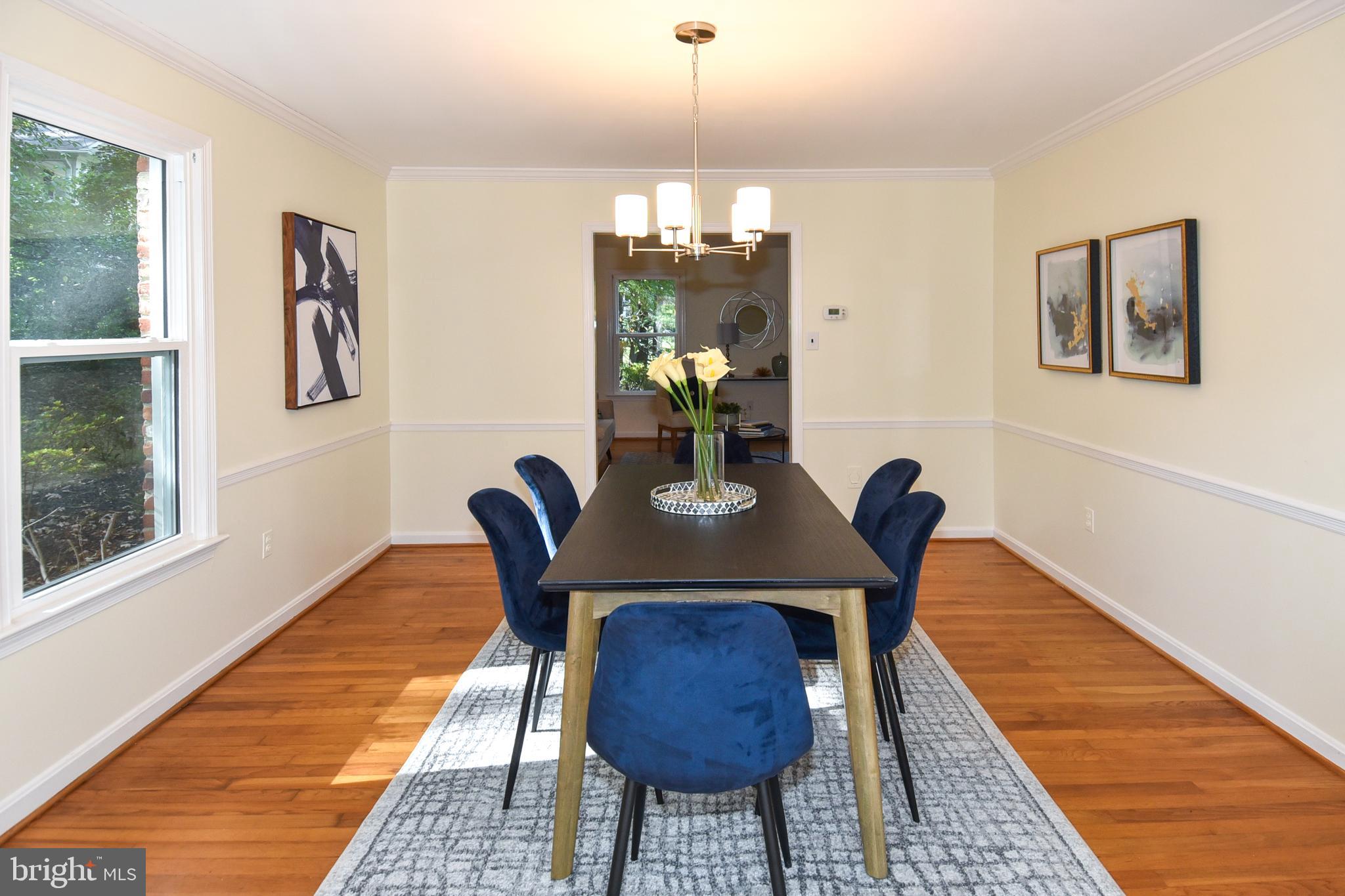 WHITE OAKS - Residential