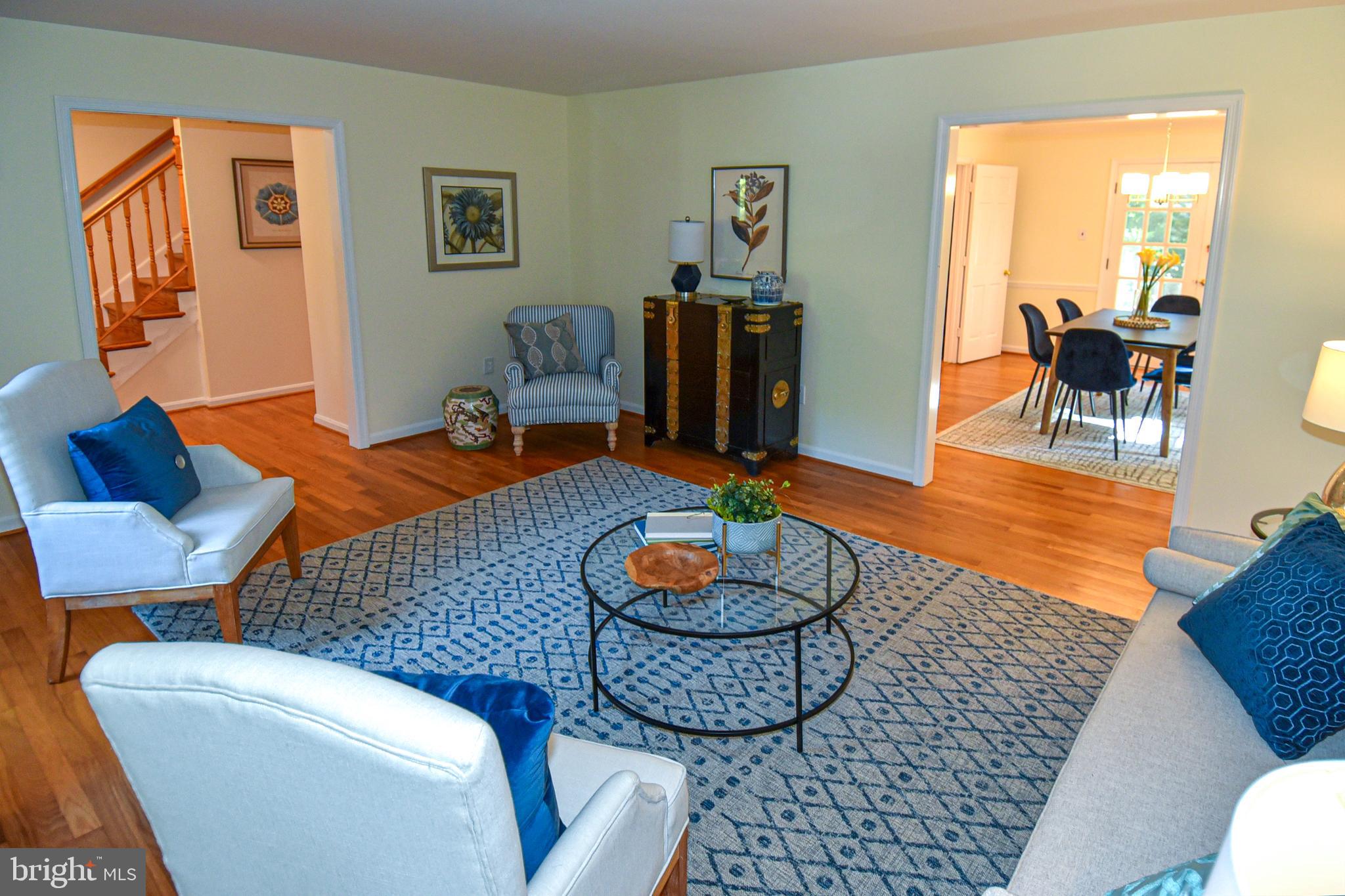 WHITE OAKS - Residential