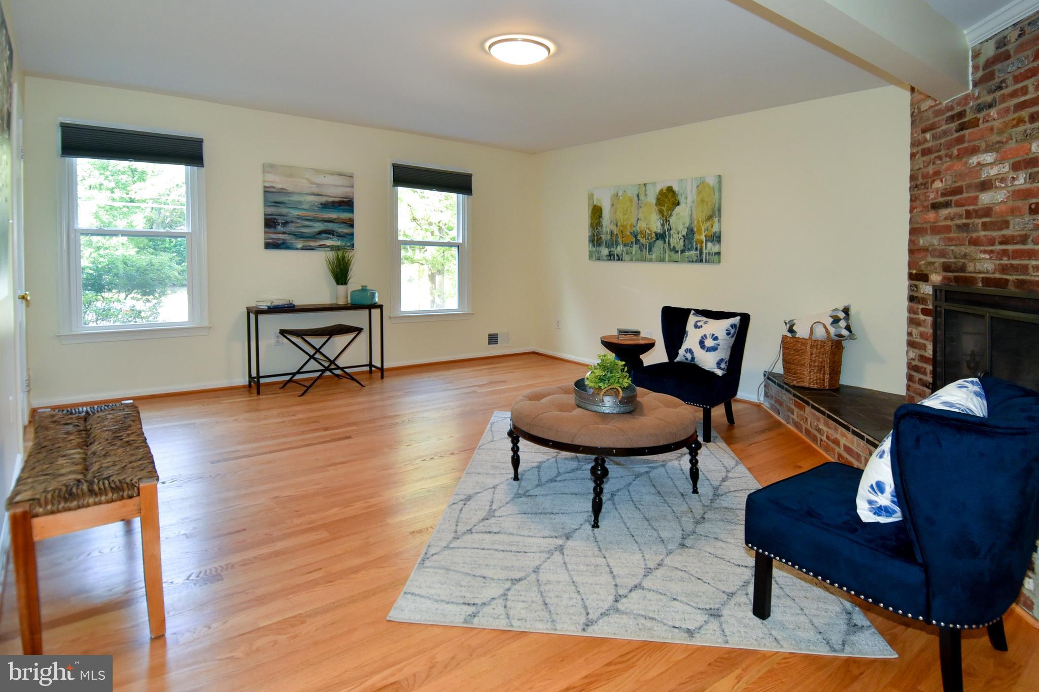 WHITE OAKS - Residential