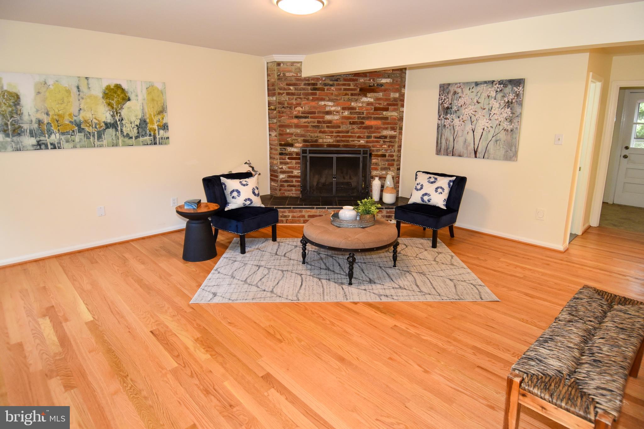 WHITE OAKS - Residential