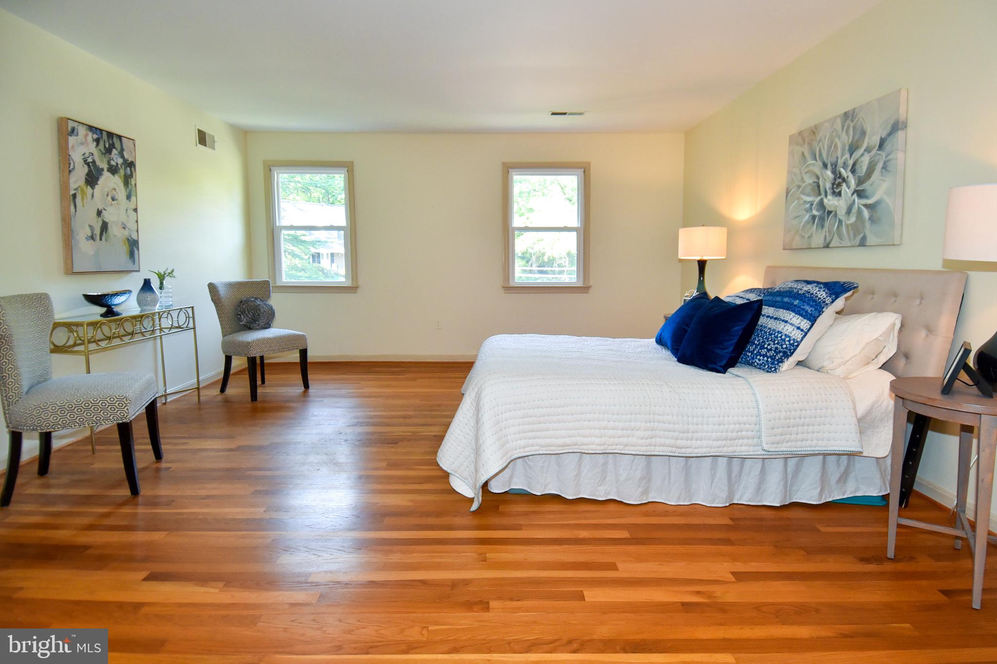 WHITE OAKS - Residential