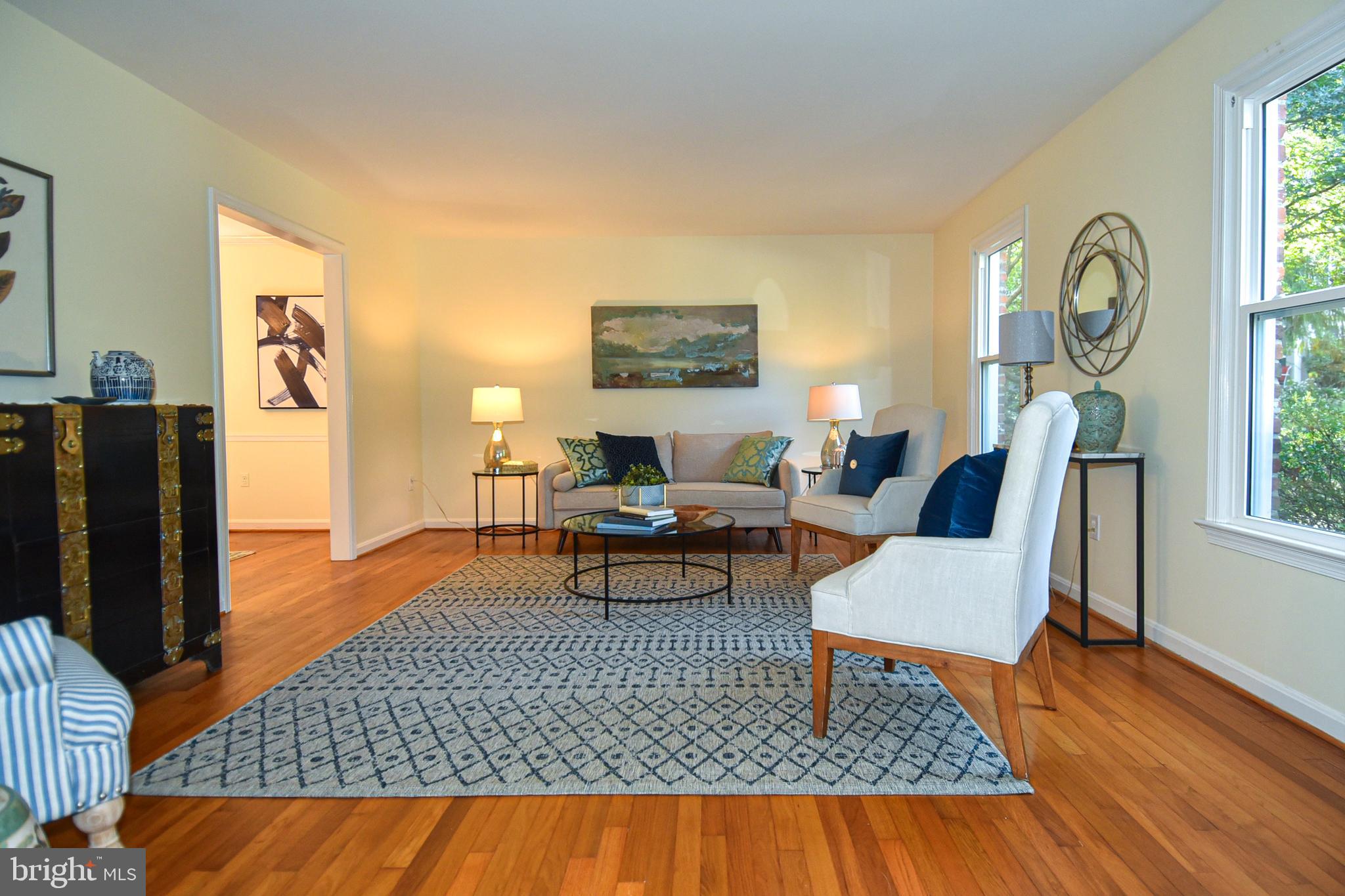 WHITE OAKS - Residential