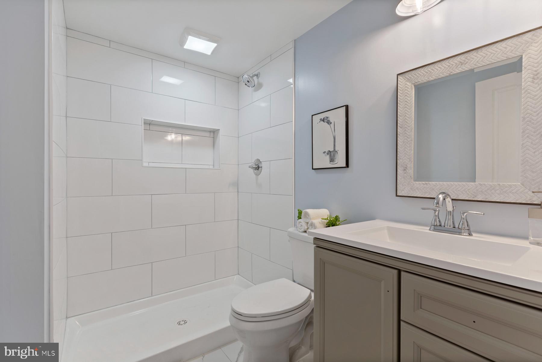 BRENTWOOD - Residential