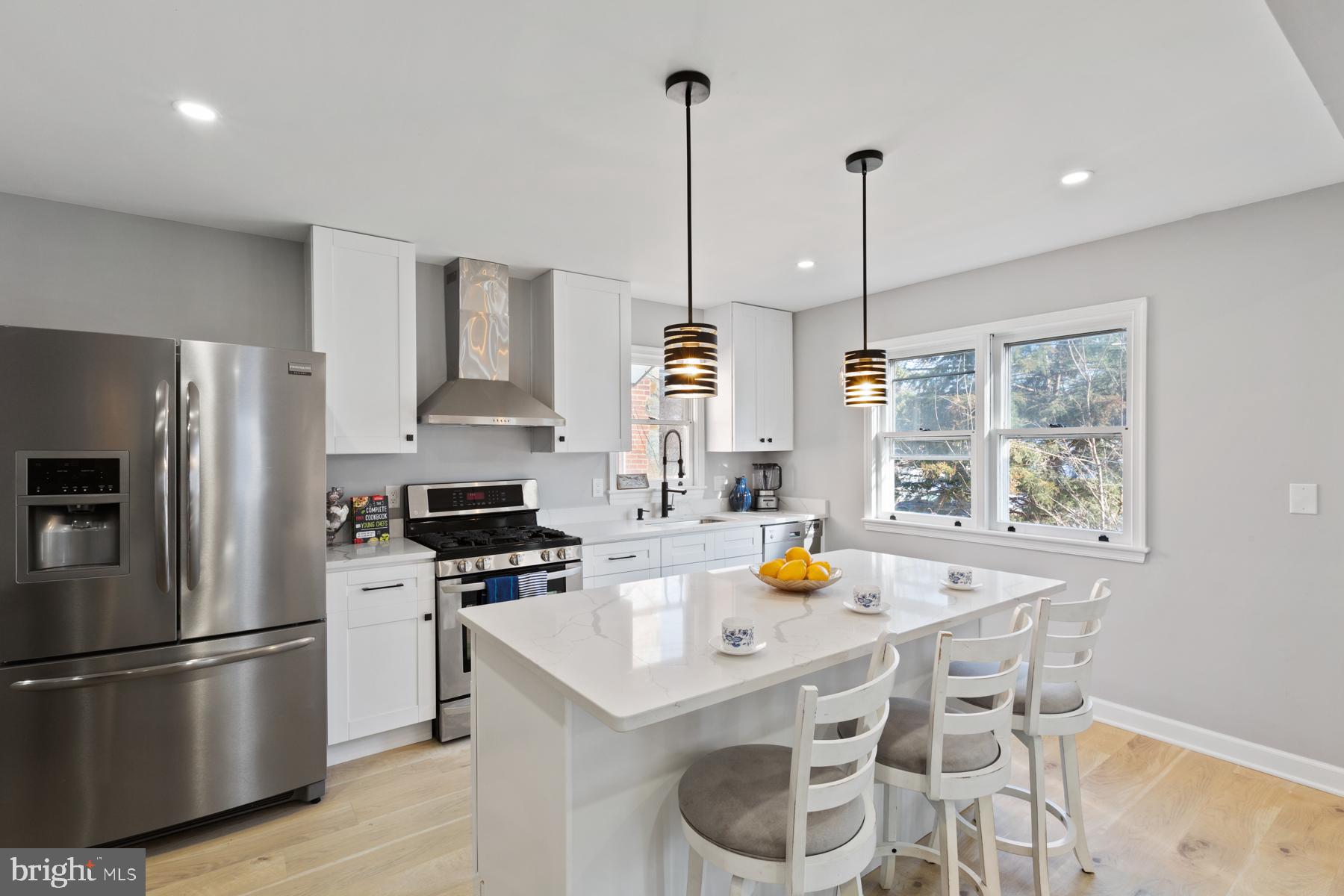 BRENTWOOD - Residential