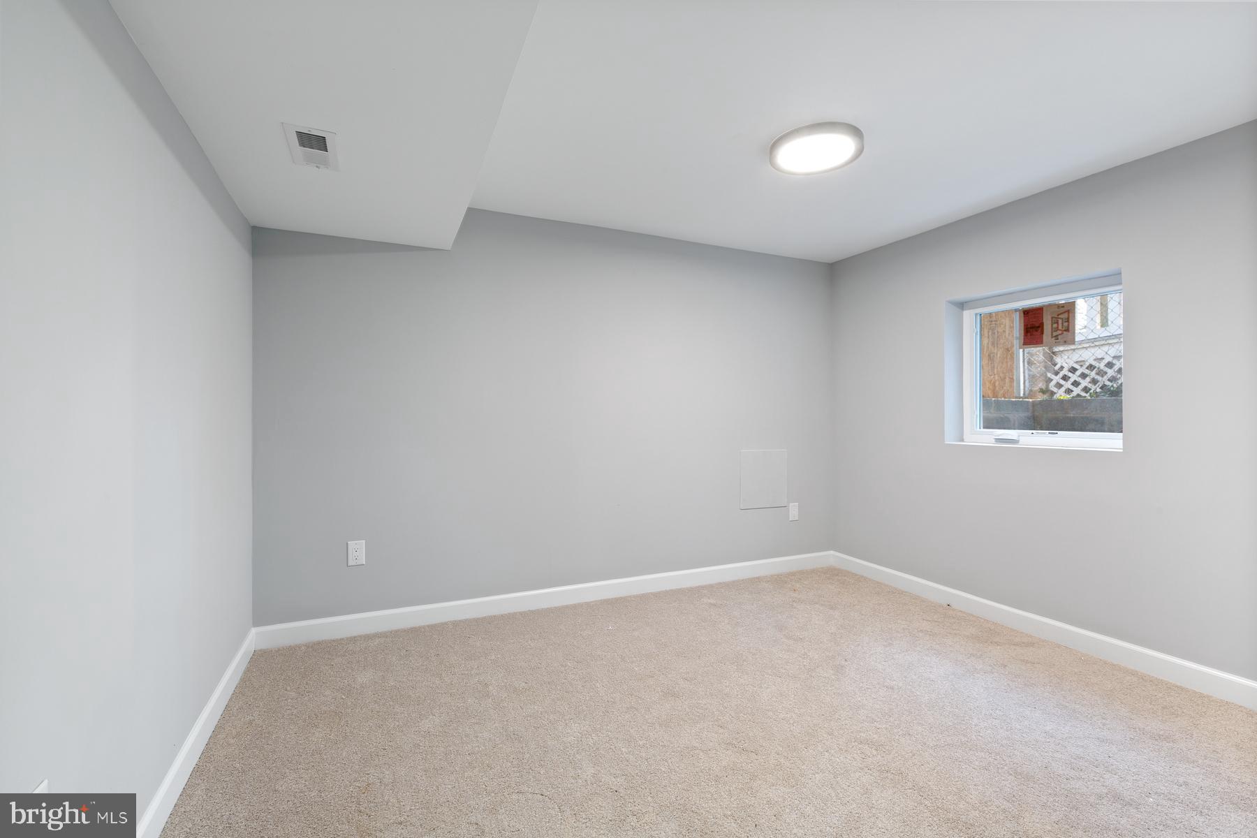 BRENTWOOD - Residential