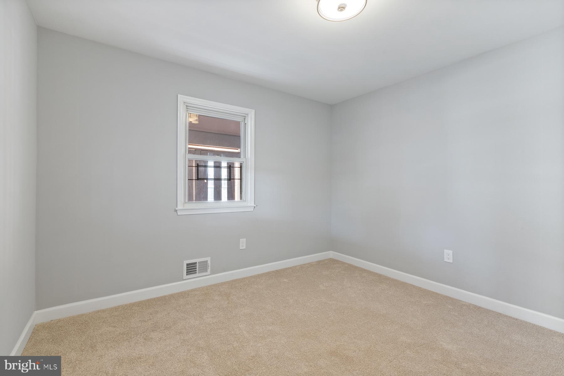 BRENTWOOD - Residential