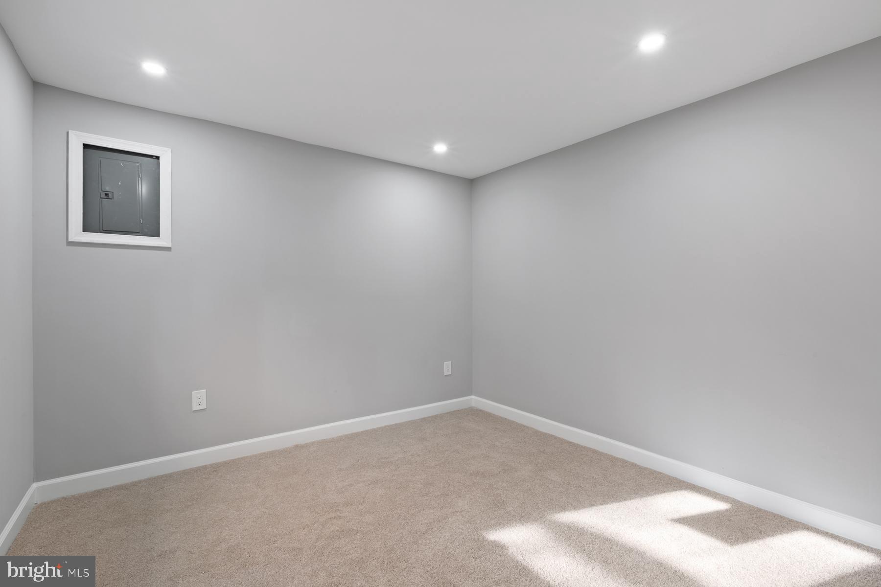 BRENTWOOD - Residential