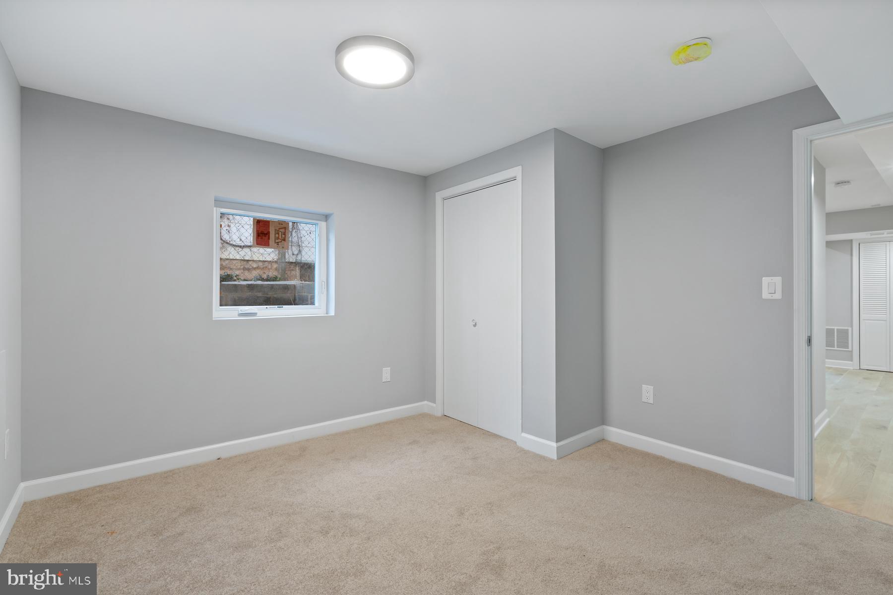 BRENTWOOD - Residential