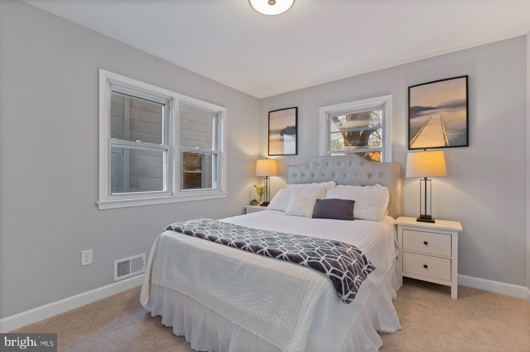 BRENTWOOD - Residential