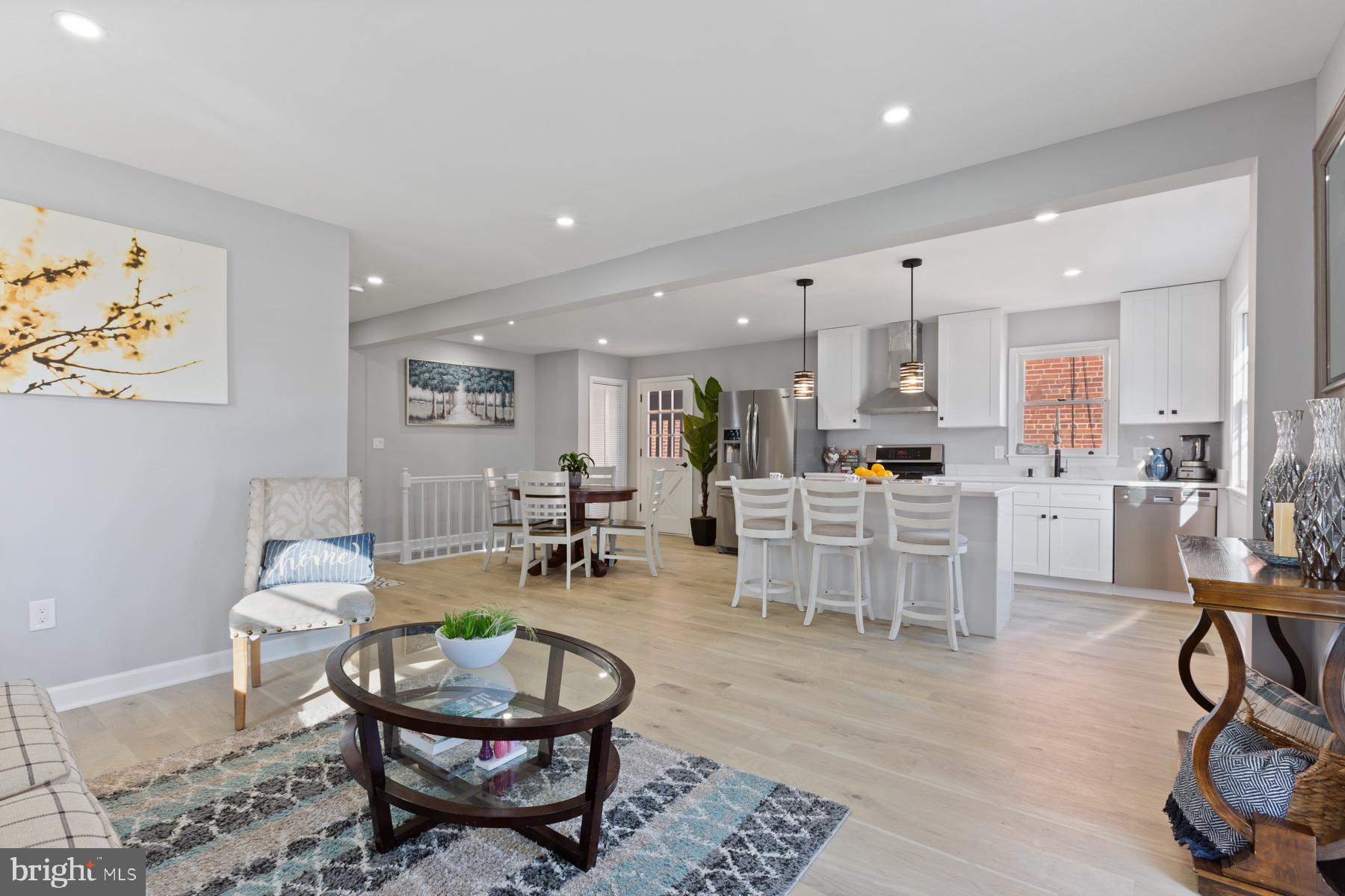 BRENTWOOD - Residential