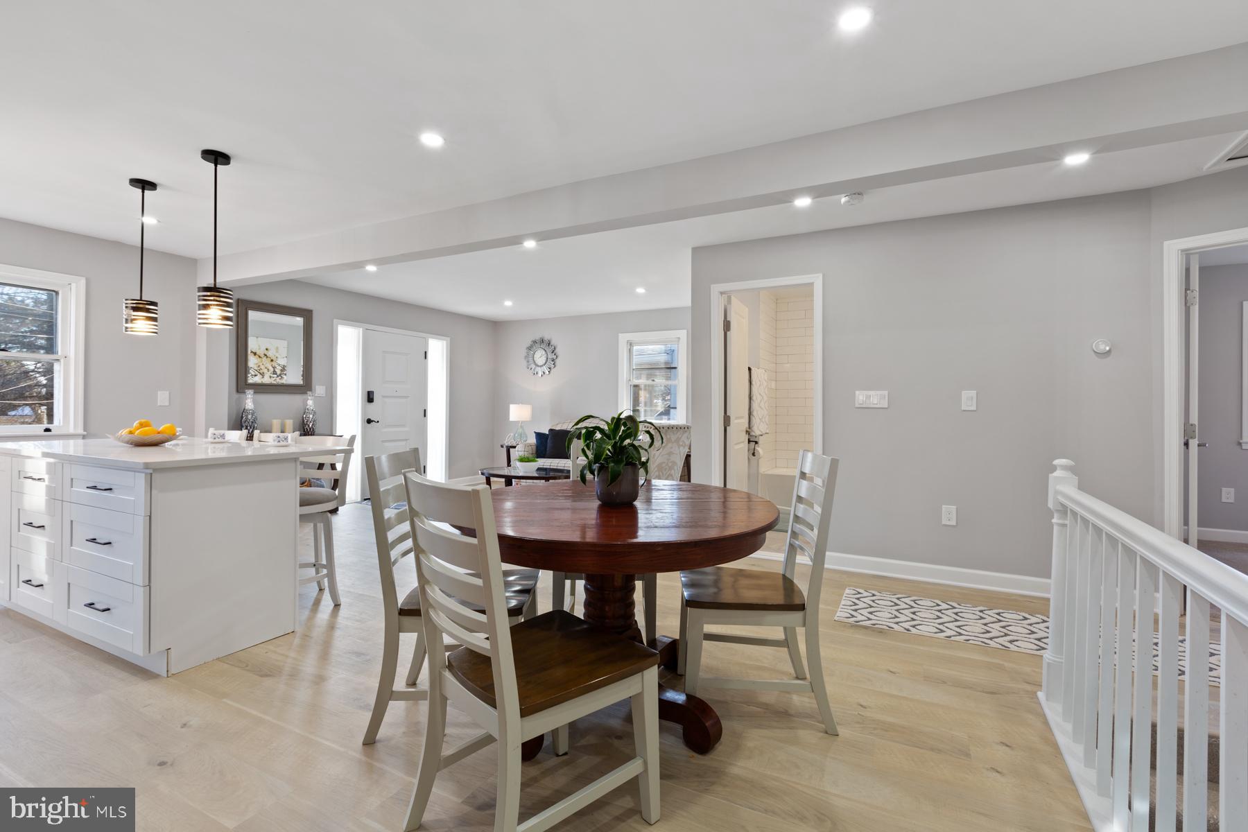 BRENTWOOD - Residential