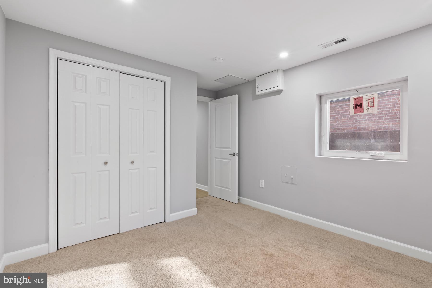 BRENTWOOD - Residential