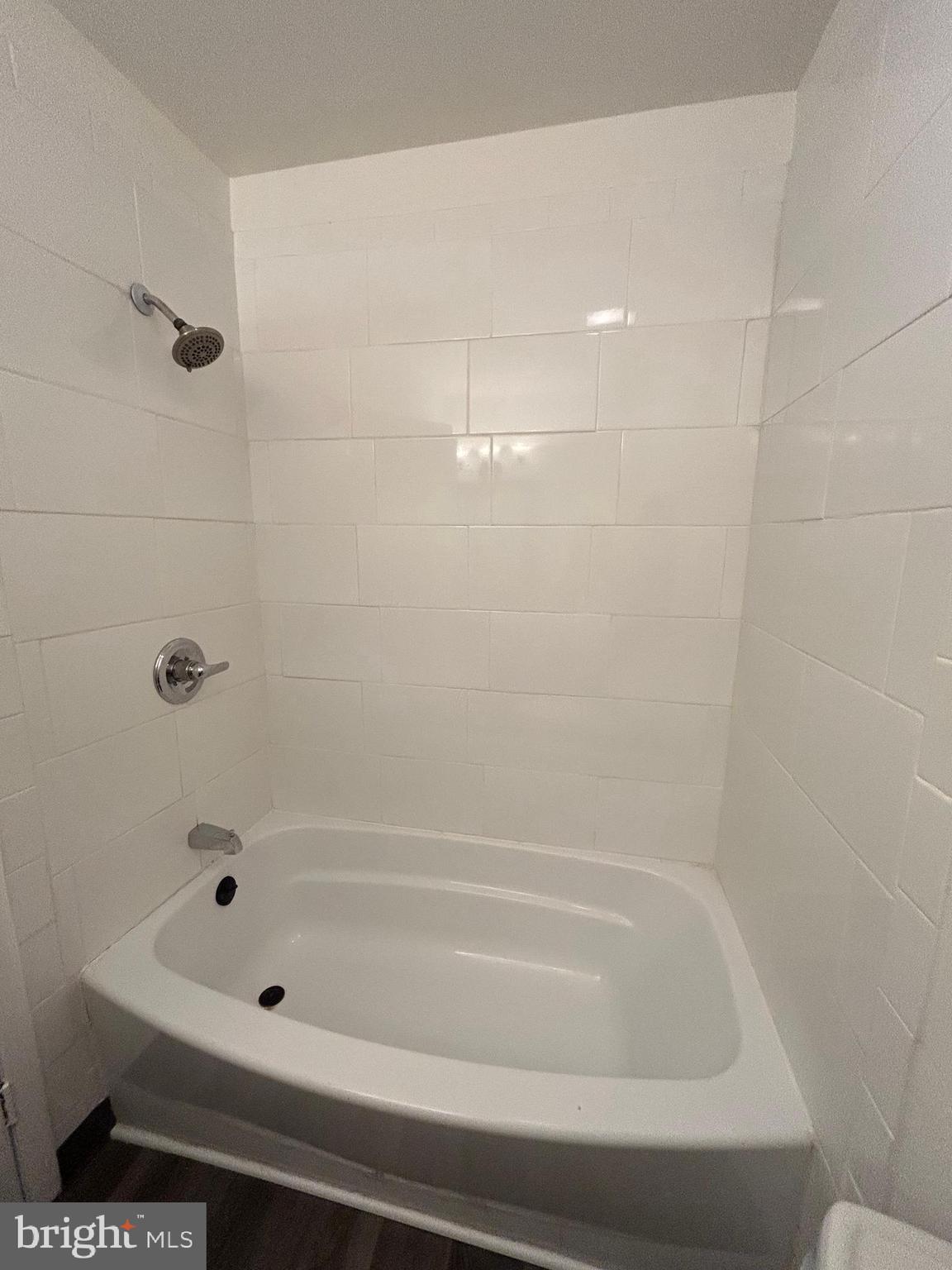 CIPRIANO WOODS - Residential