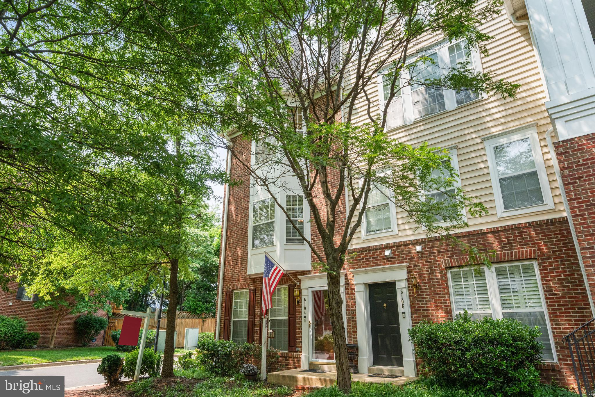 5104 ENGLISH TERRACE