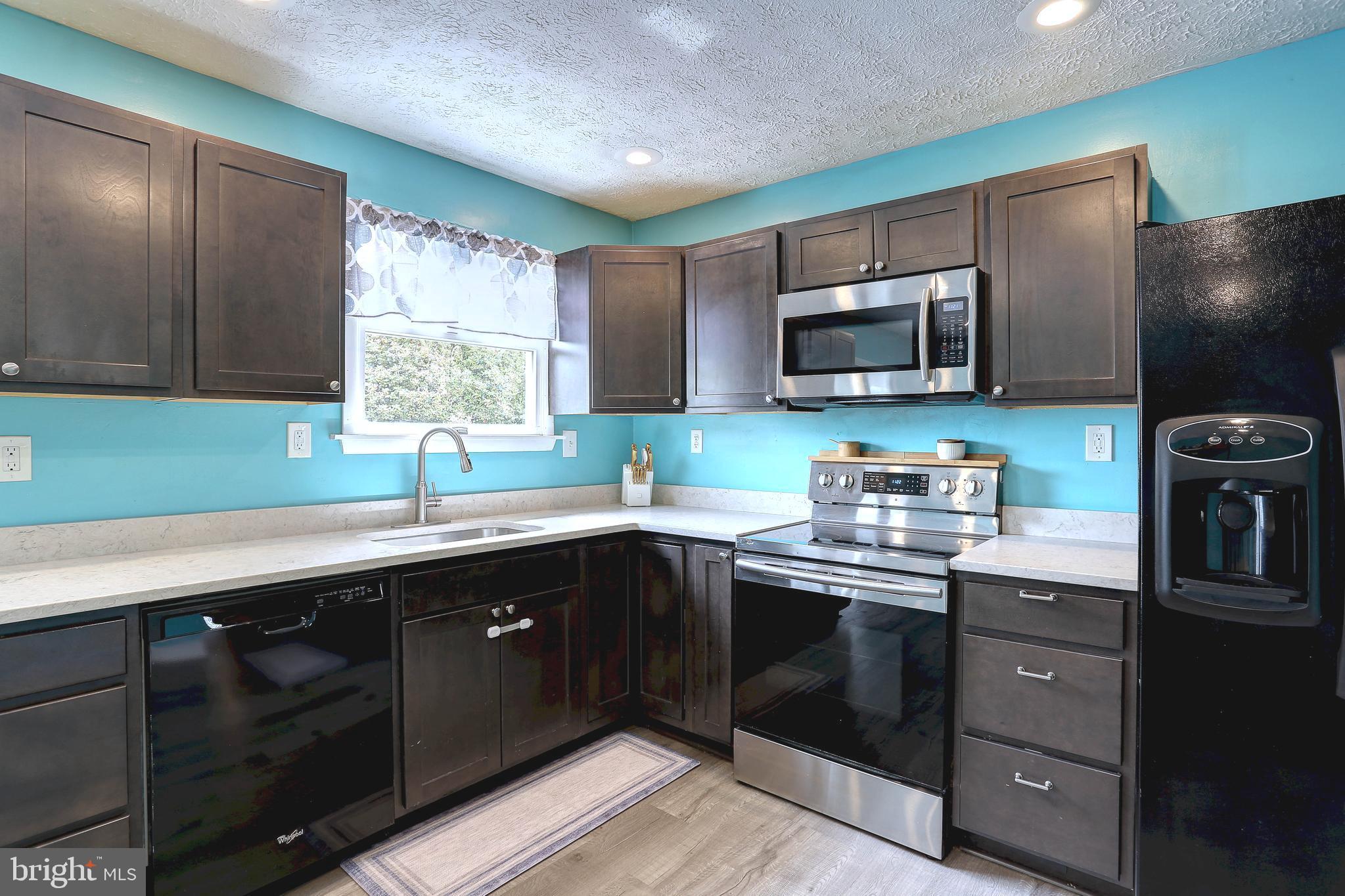 DRUM POINT - Residential