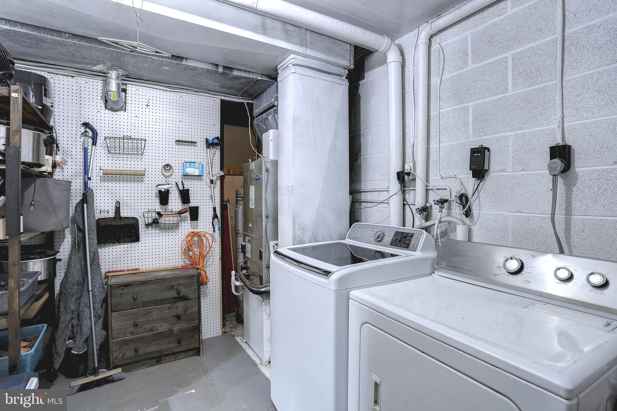 DRUM POINT - Residential