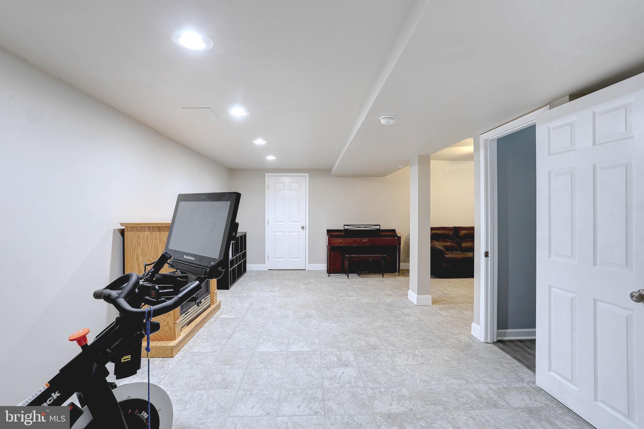 DRUM POINT - Residential