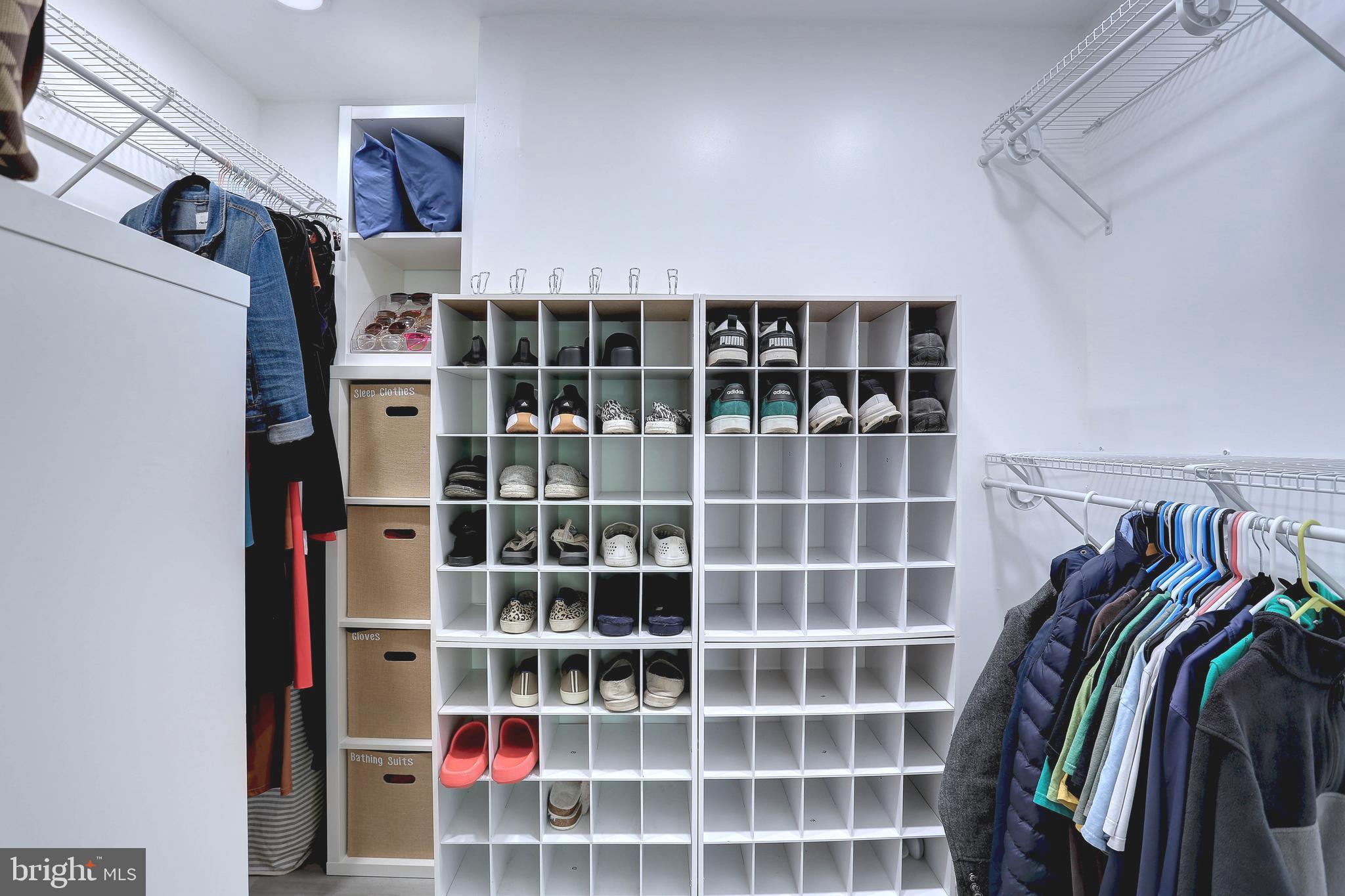 DRUM POINT - Residential