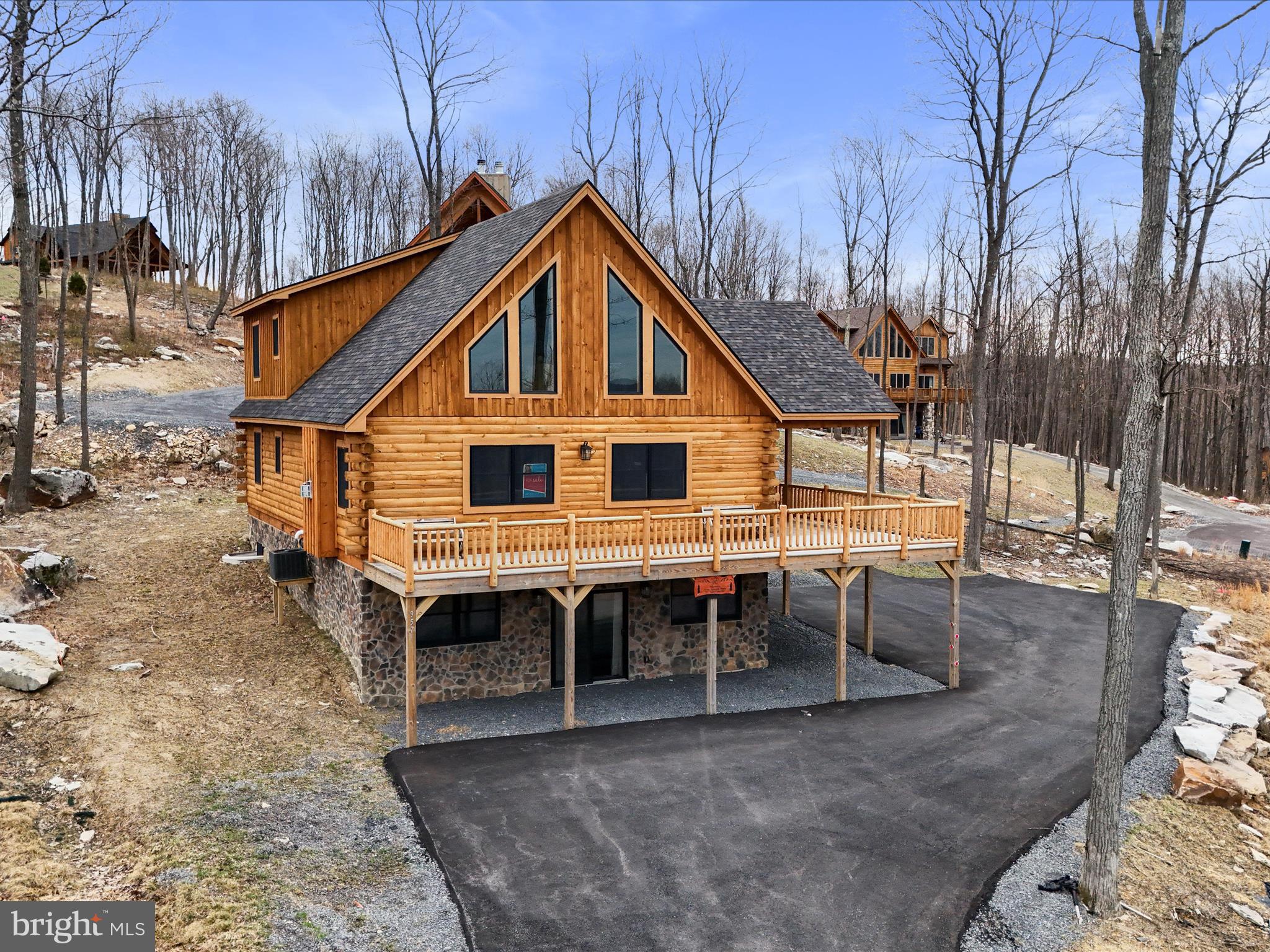 957 N CAMP ROAD