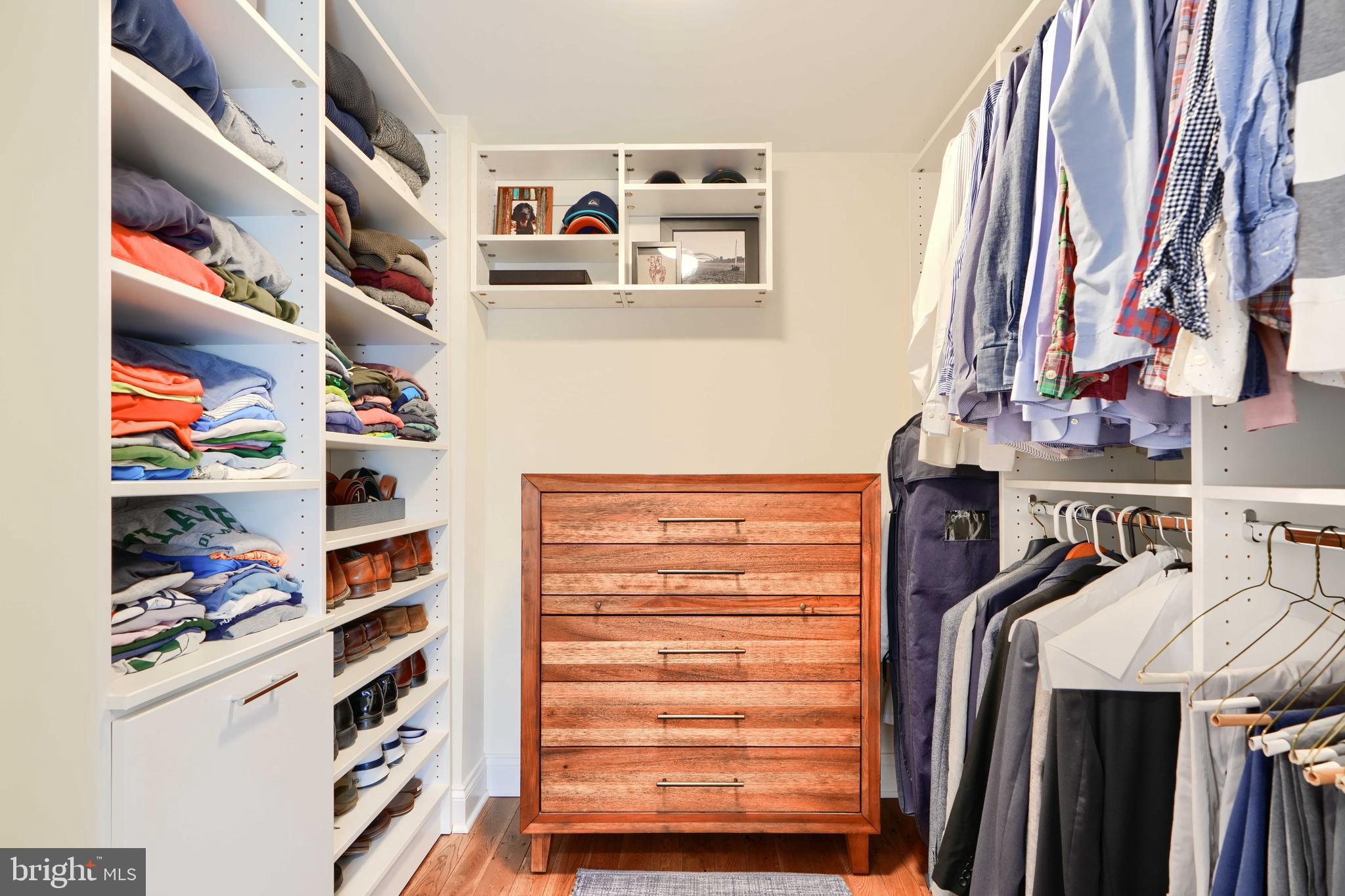 BUTCHERS HILL - Residential