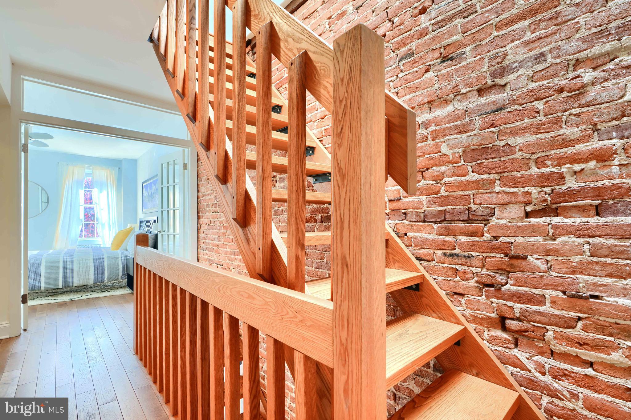 BUTCHERS HILL - Residential