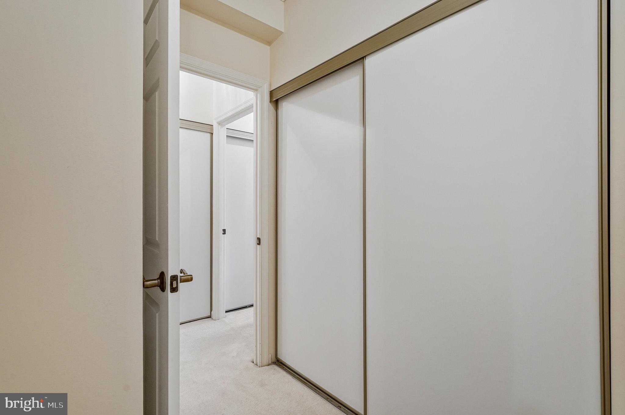 LANSDOWNE - Residential