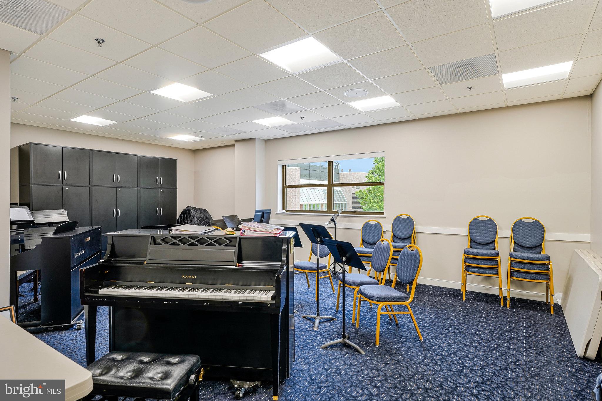 LANSDOWNE - Residential