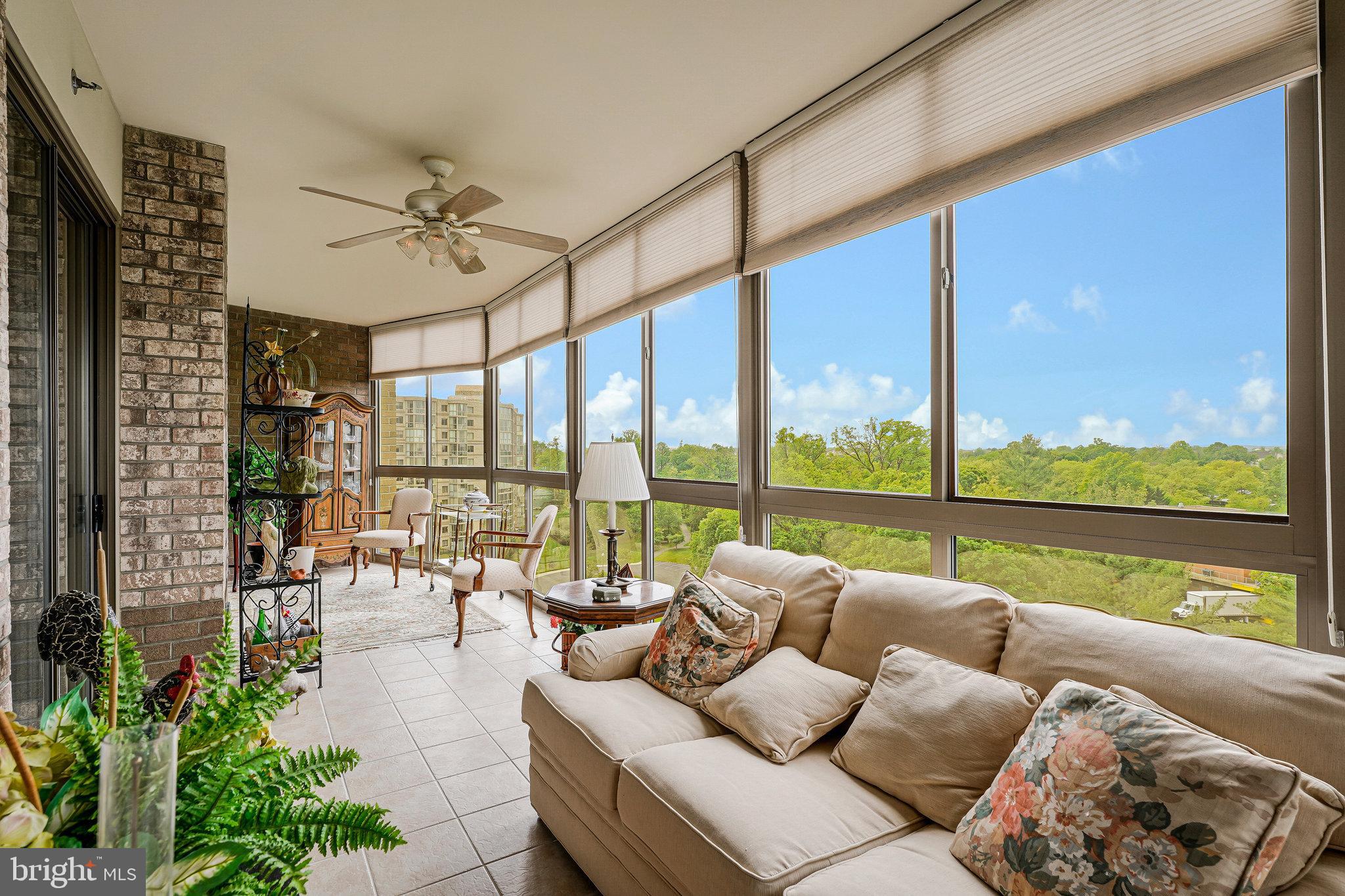 LANSDOWNE - Residential