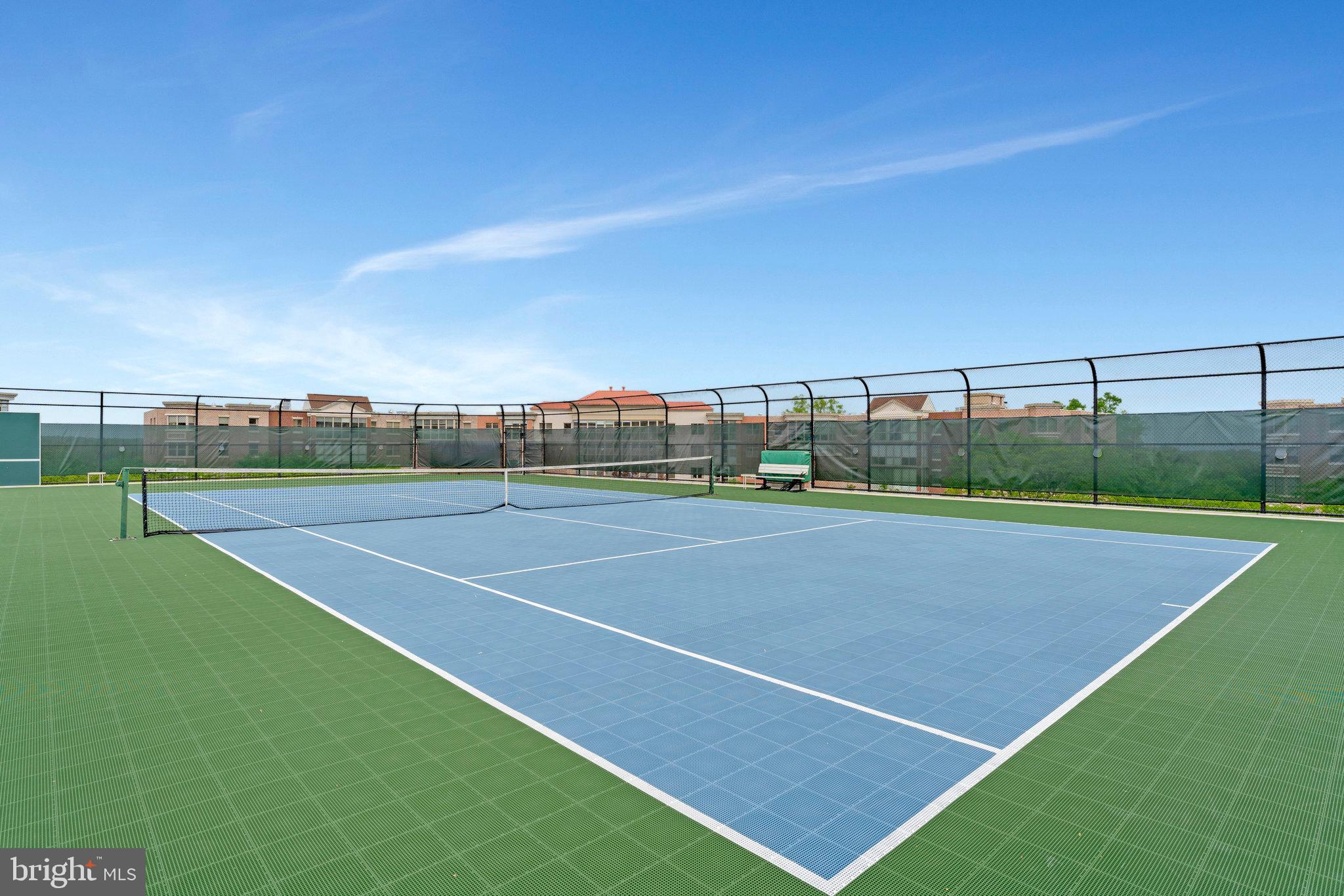 LANSDOWNE - Residential