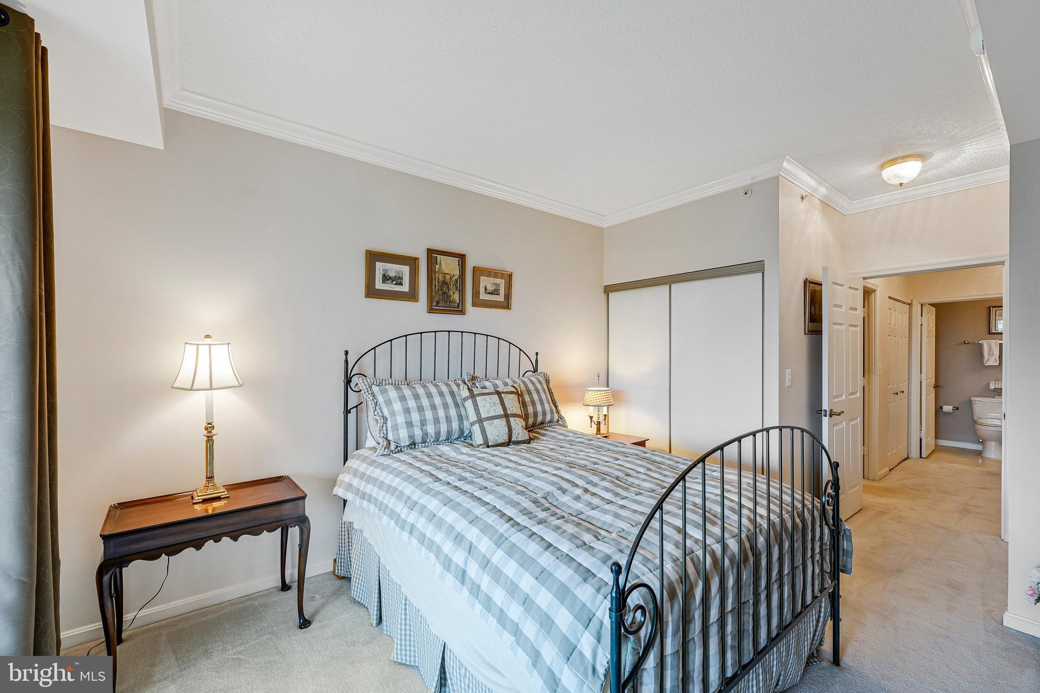 LANSDOWNE - Residential