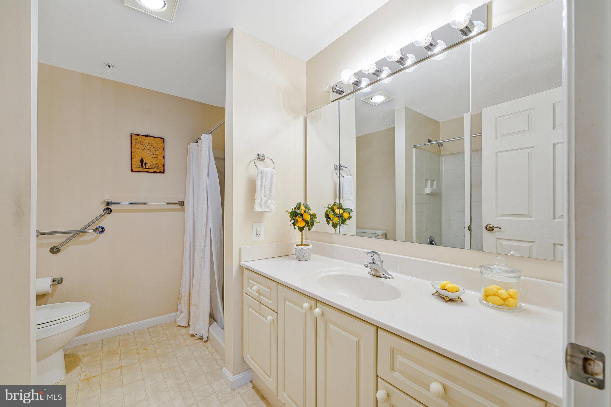 LANSDOWNE - Residential