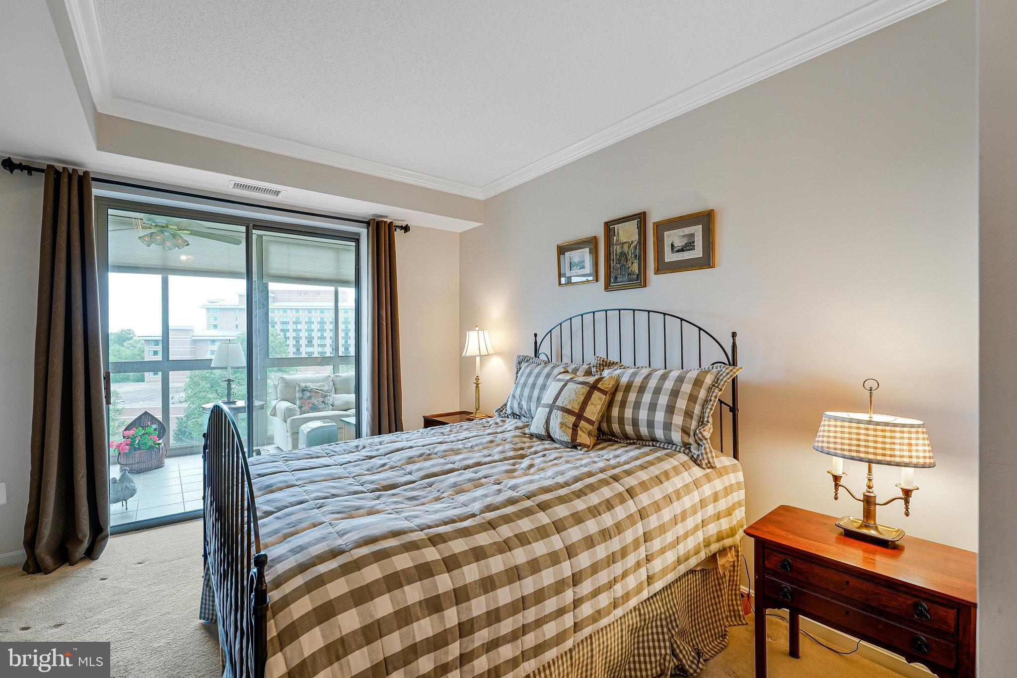 LANSDOWNE - Residential