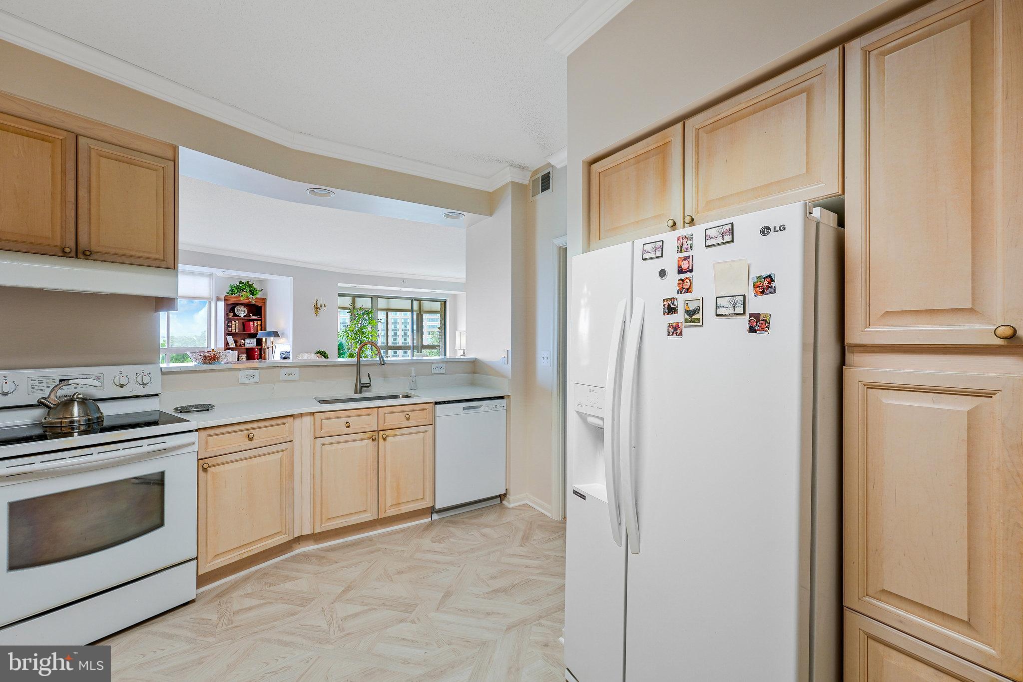 LANSDOWNE - Residential