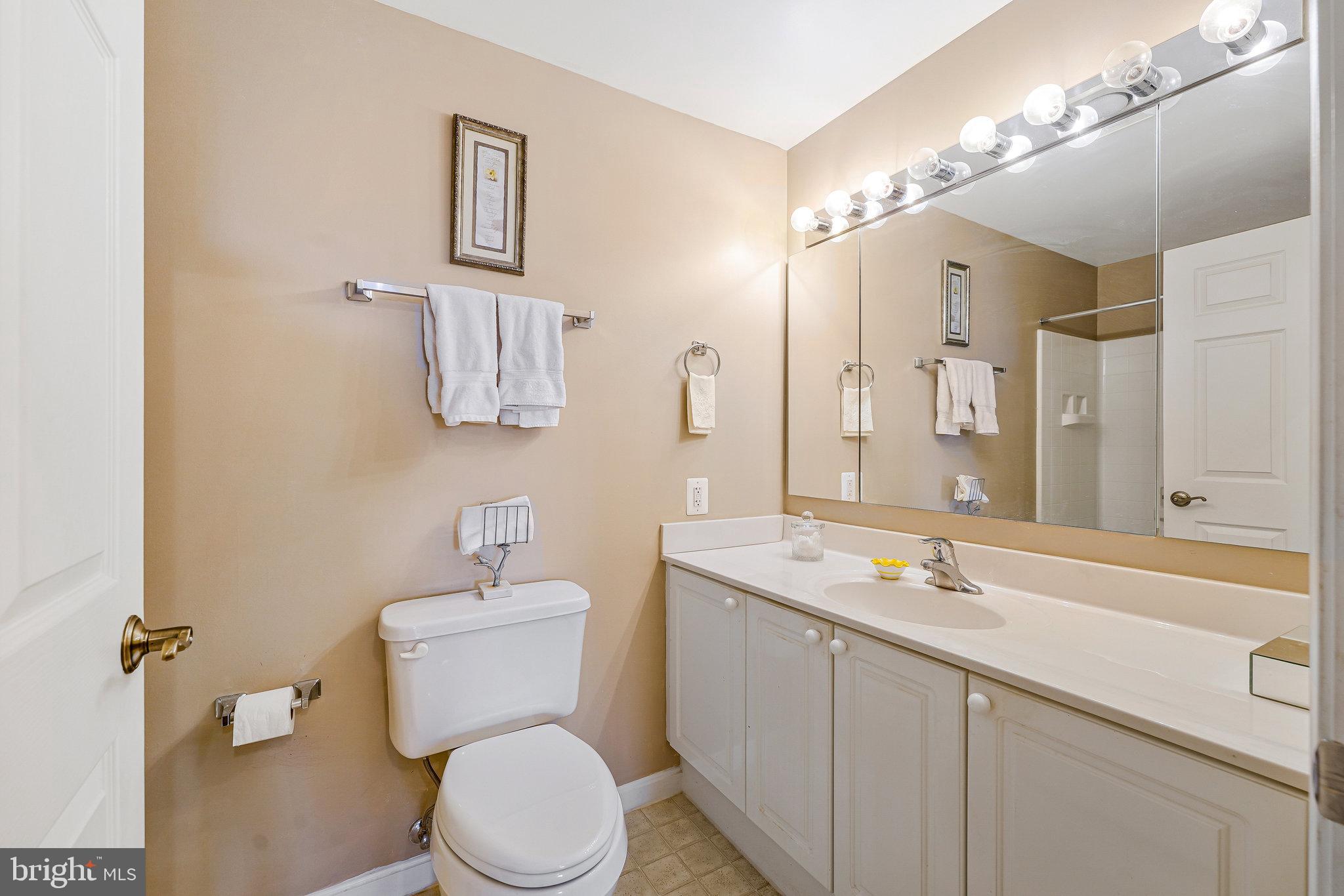 LANSDOWNE - Residential