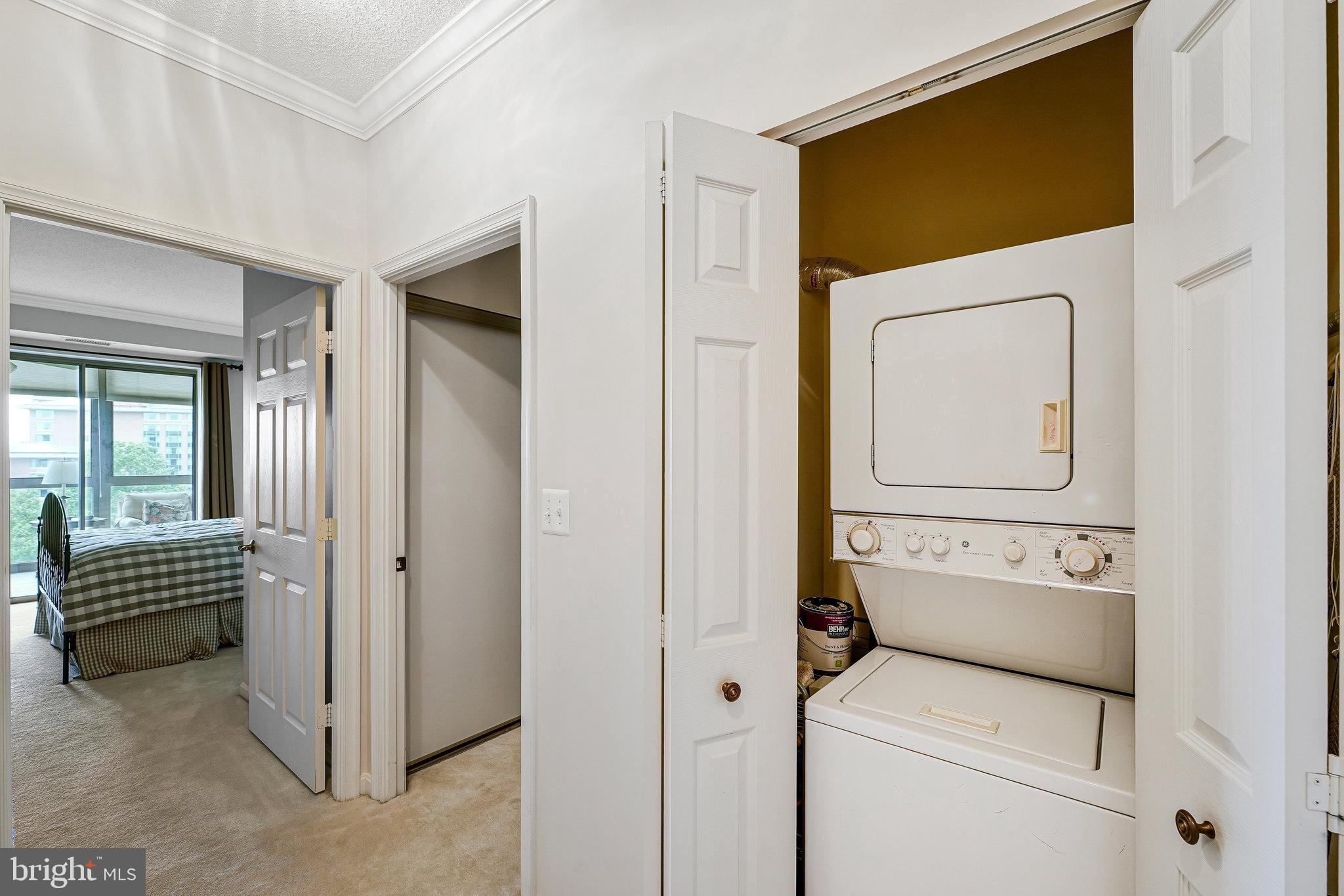 LANSDOWNE - Residential