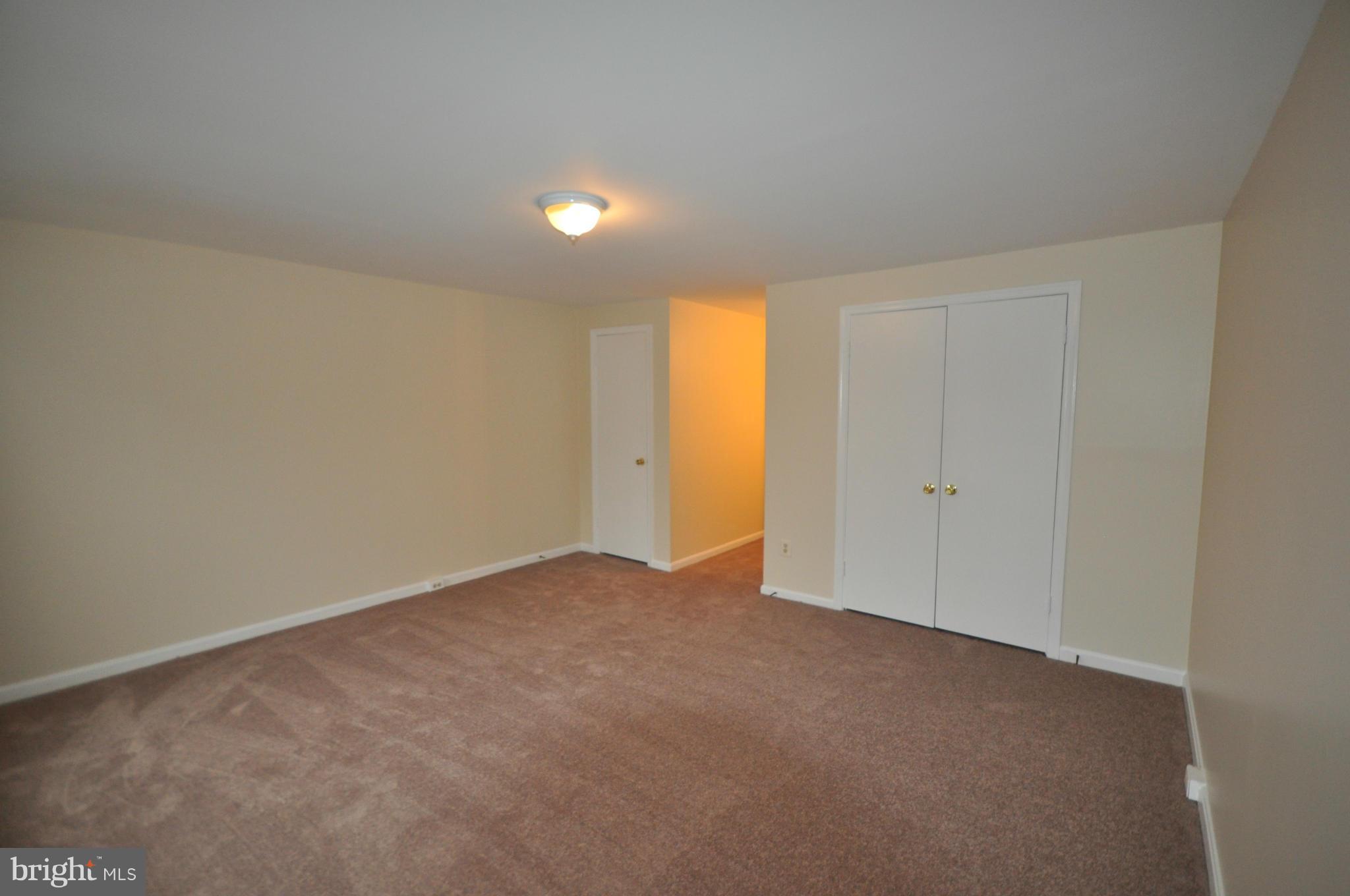 VALLEIGH - Residential Lease