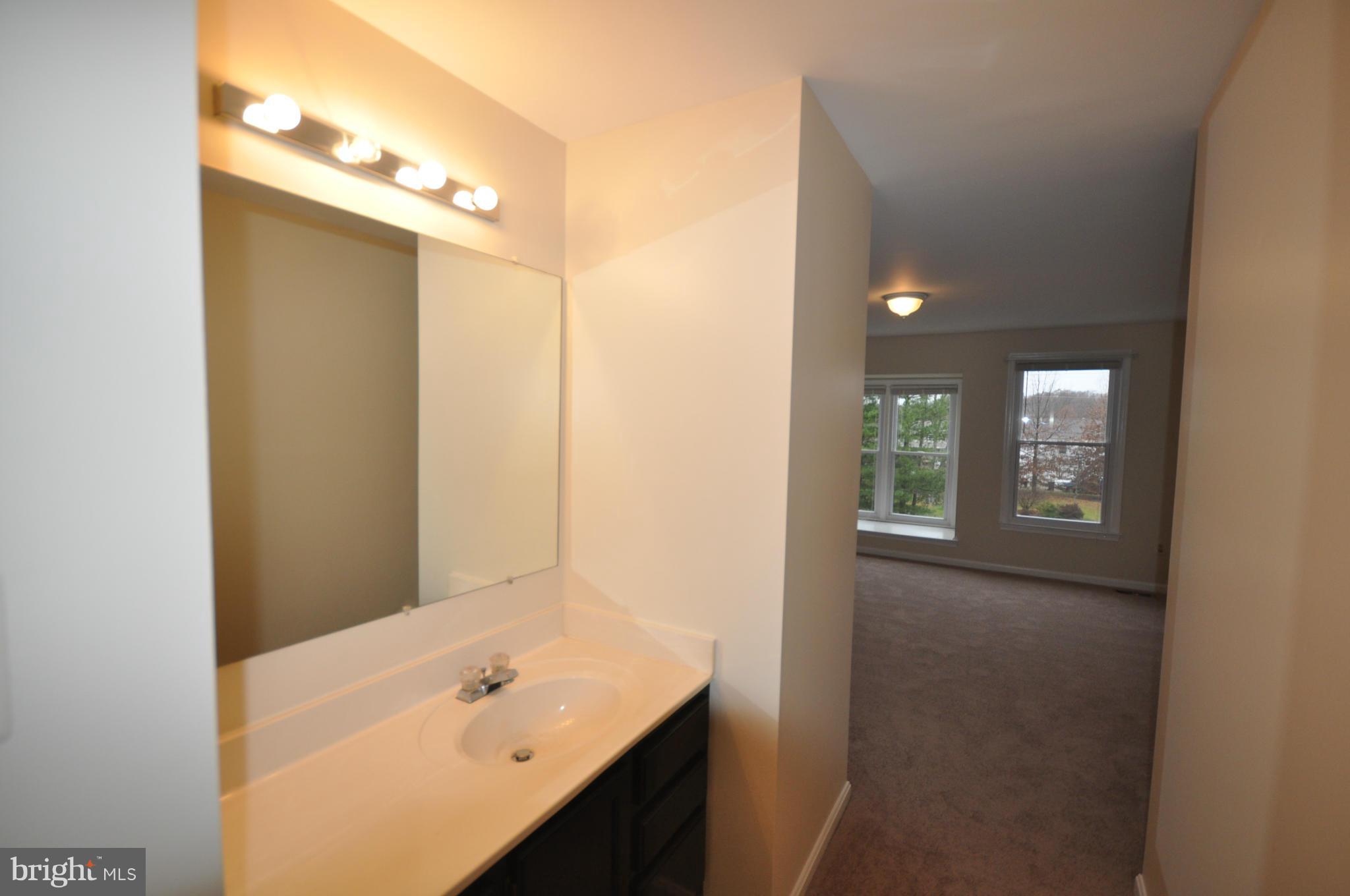 VALLEIGH - Residential Lease