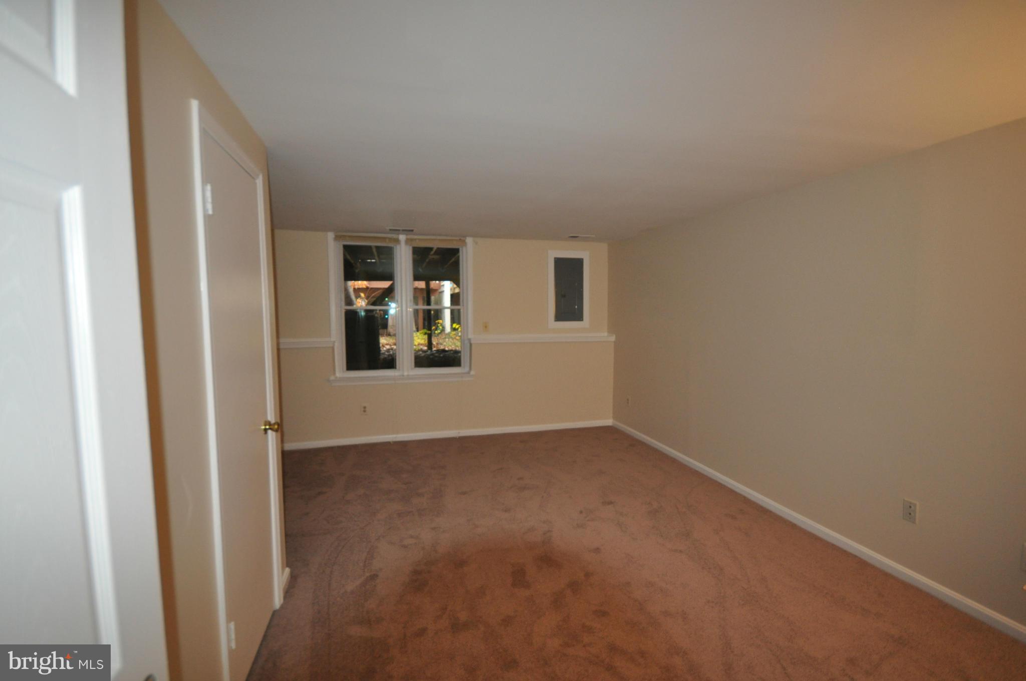 VALLEIGH - Residential Lease