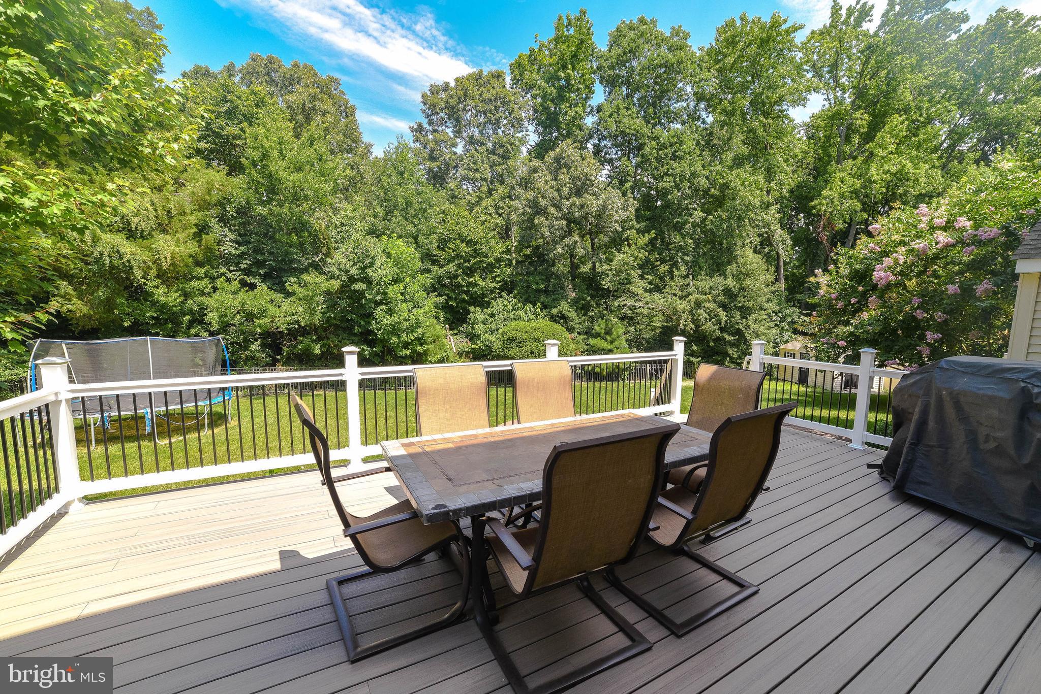 LEONARDS GRANT - Residential