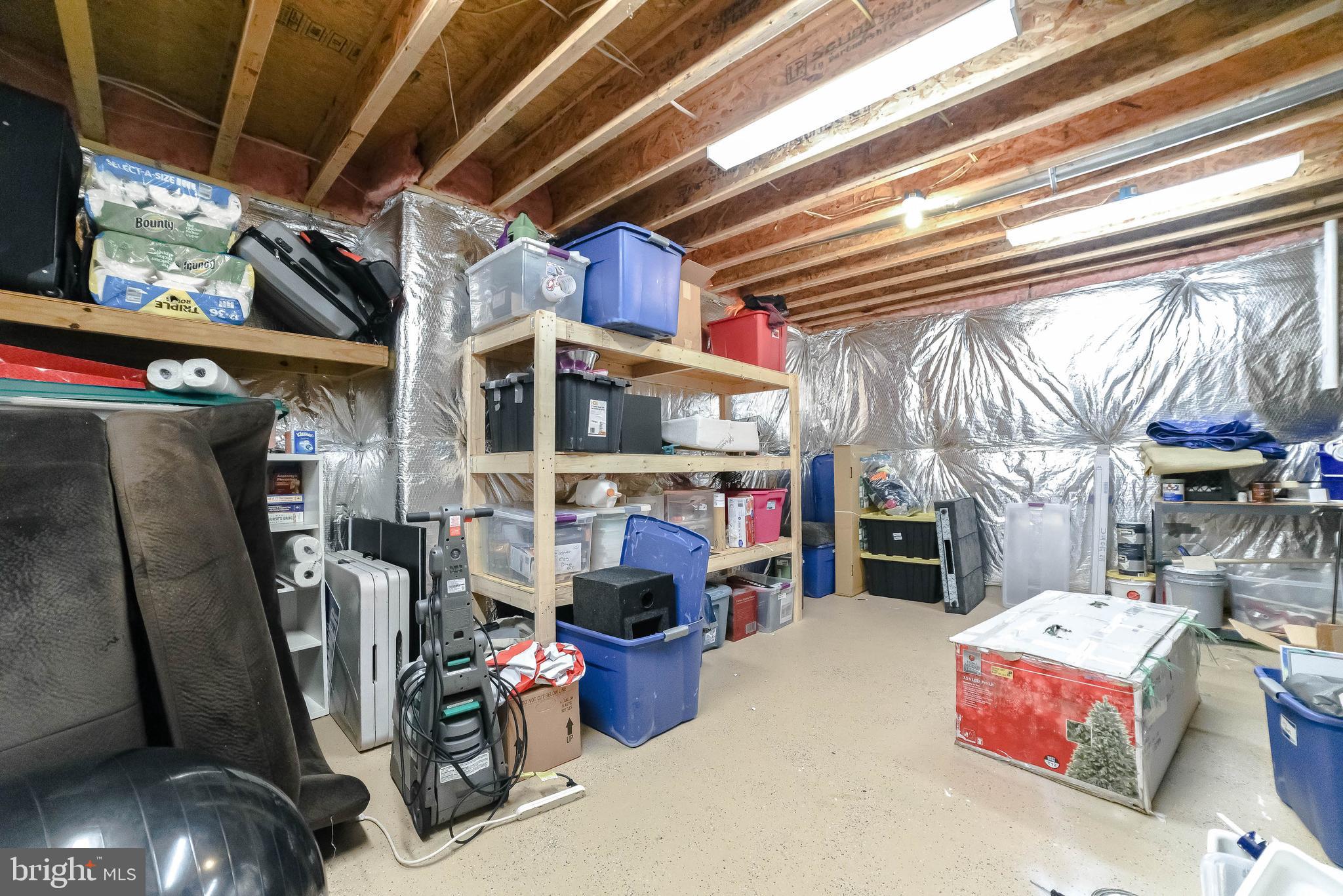 LEONARDS GRANT - Residential