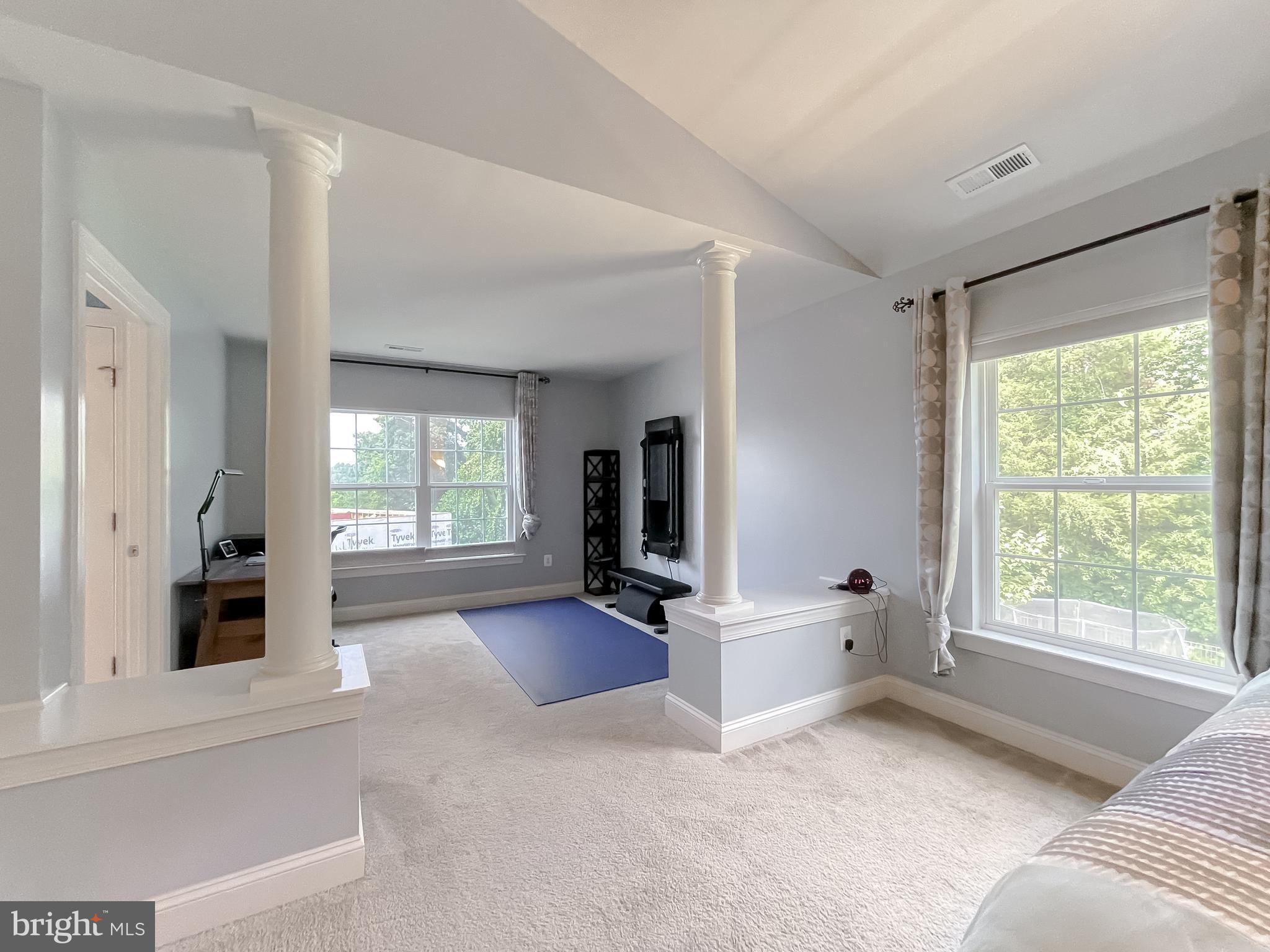 LEONARDS GRANT - Residential