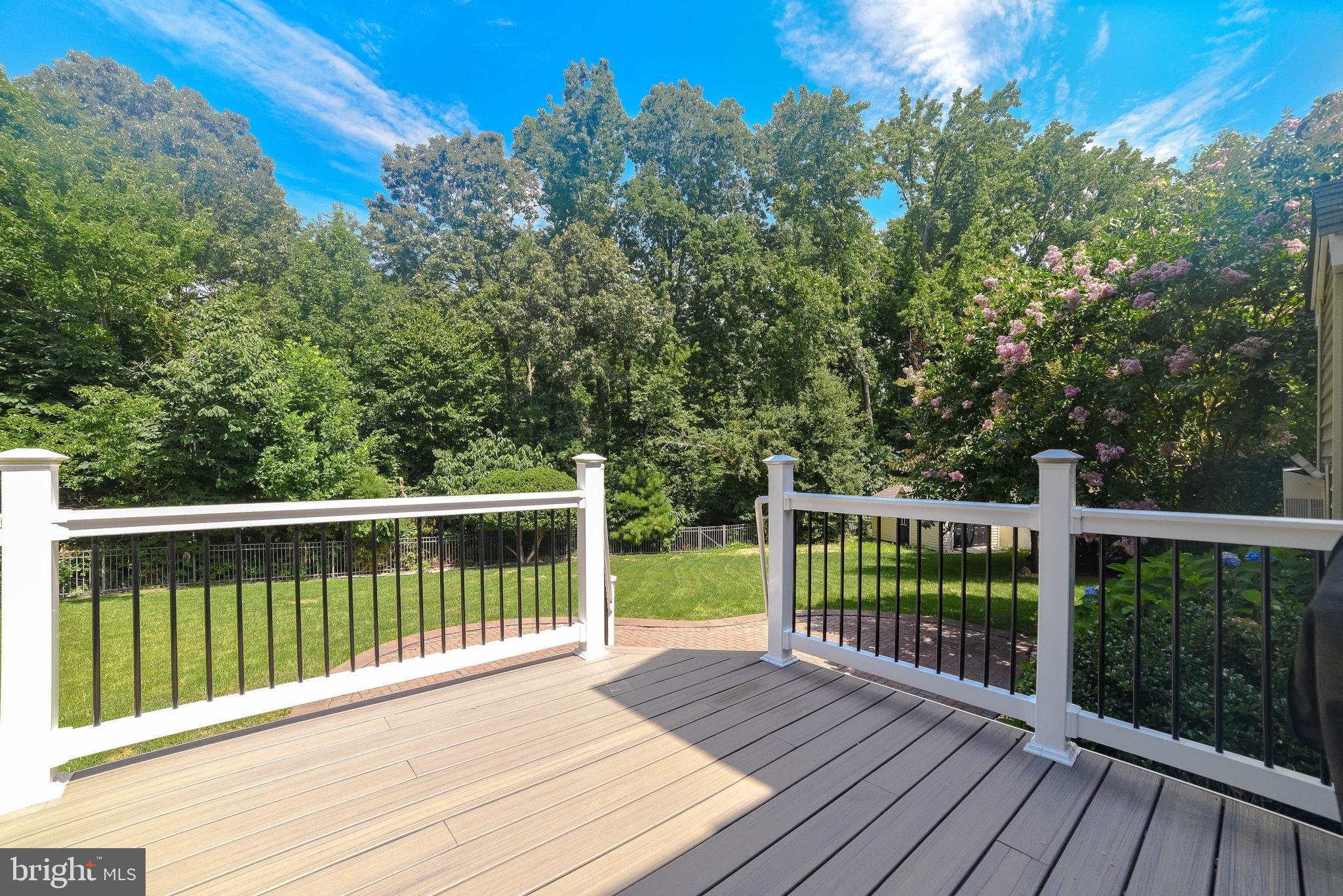 LEONARDS GRANT - Residential