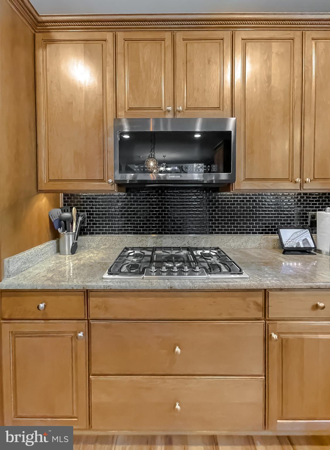 LEONARDS GRANT - Residential